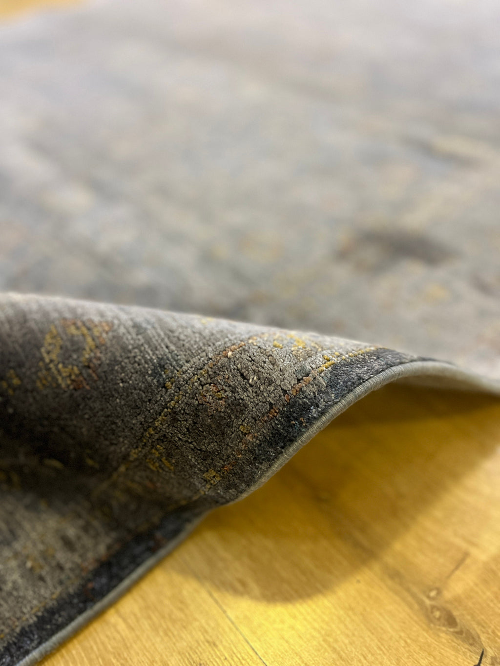 Smoked Gray  Bamboo Rug, Distressed Pattern Traditional Rug, Luxury Home Decor