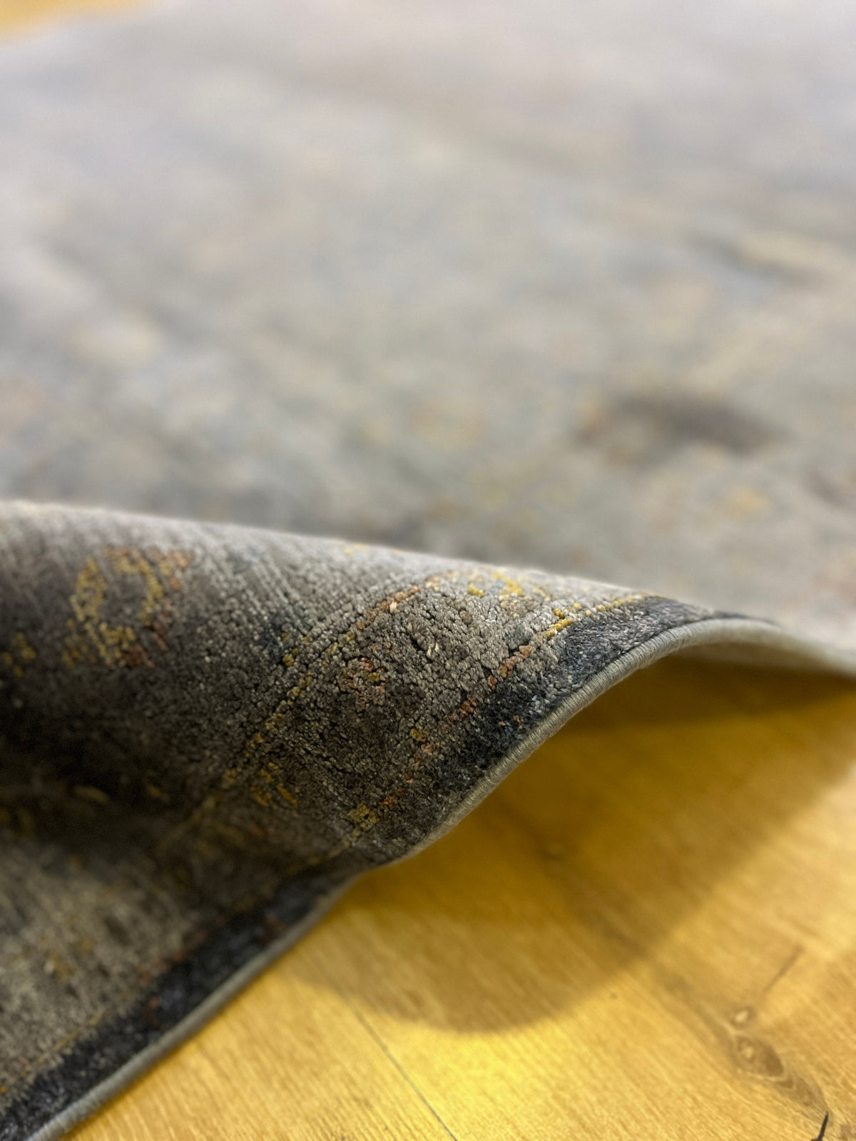 Smoked Gray  Bamboo Rug, Distressed Pattern Traditional Rug, Luxury Home Decor