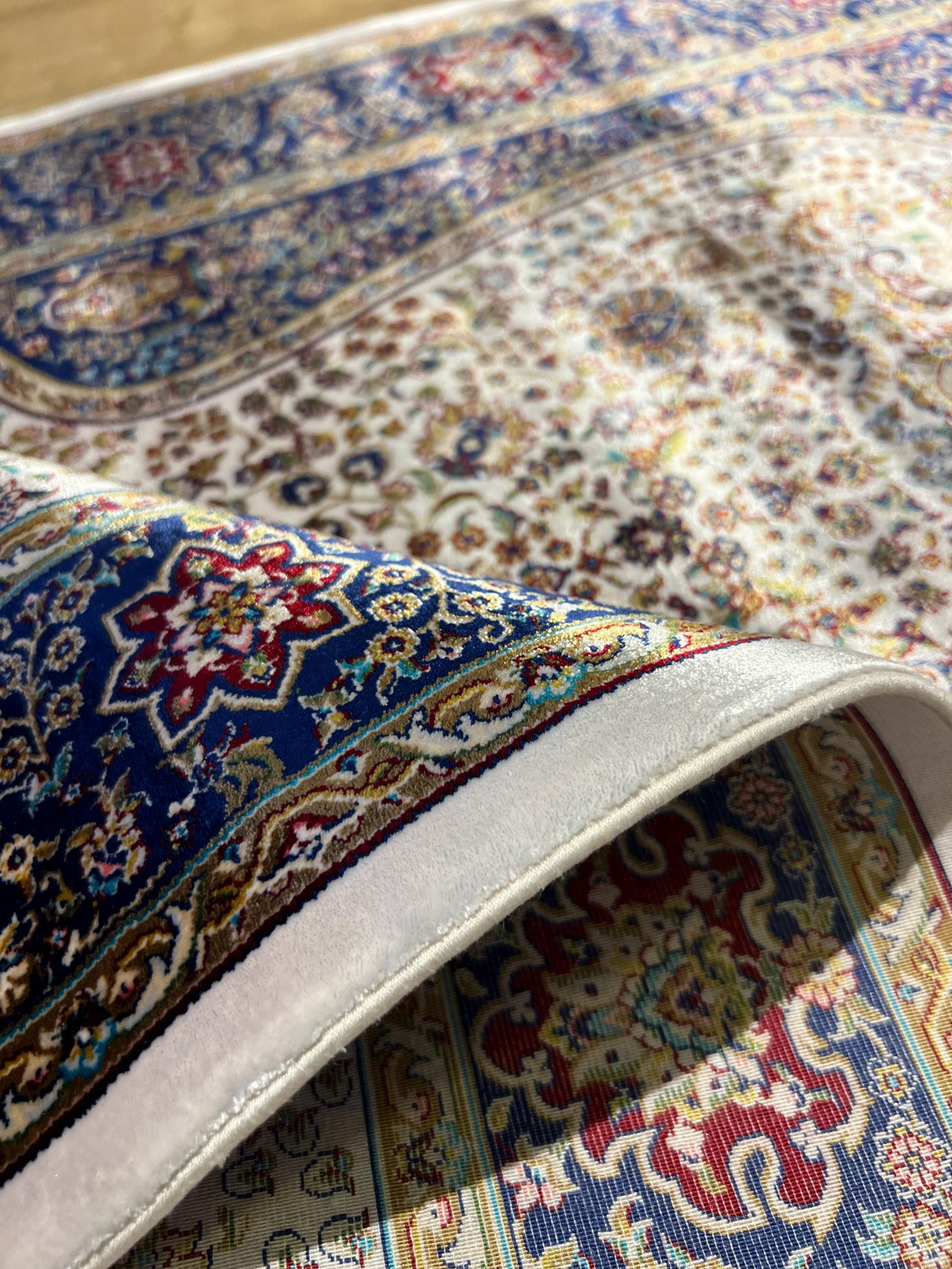 2.62x4.10 ft Ivory Silk Prayer Rug with Navy Border, Floral Design
