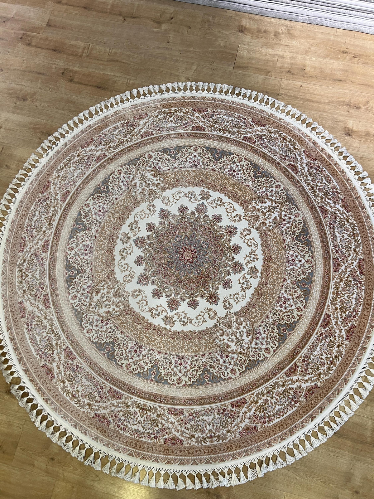 Round Cream Gold Silk Rug, Medallion Design, Classic Turkish Style