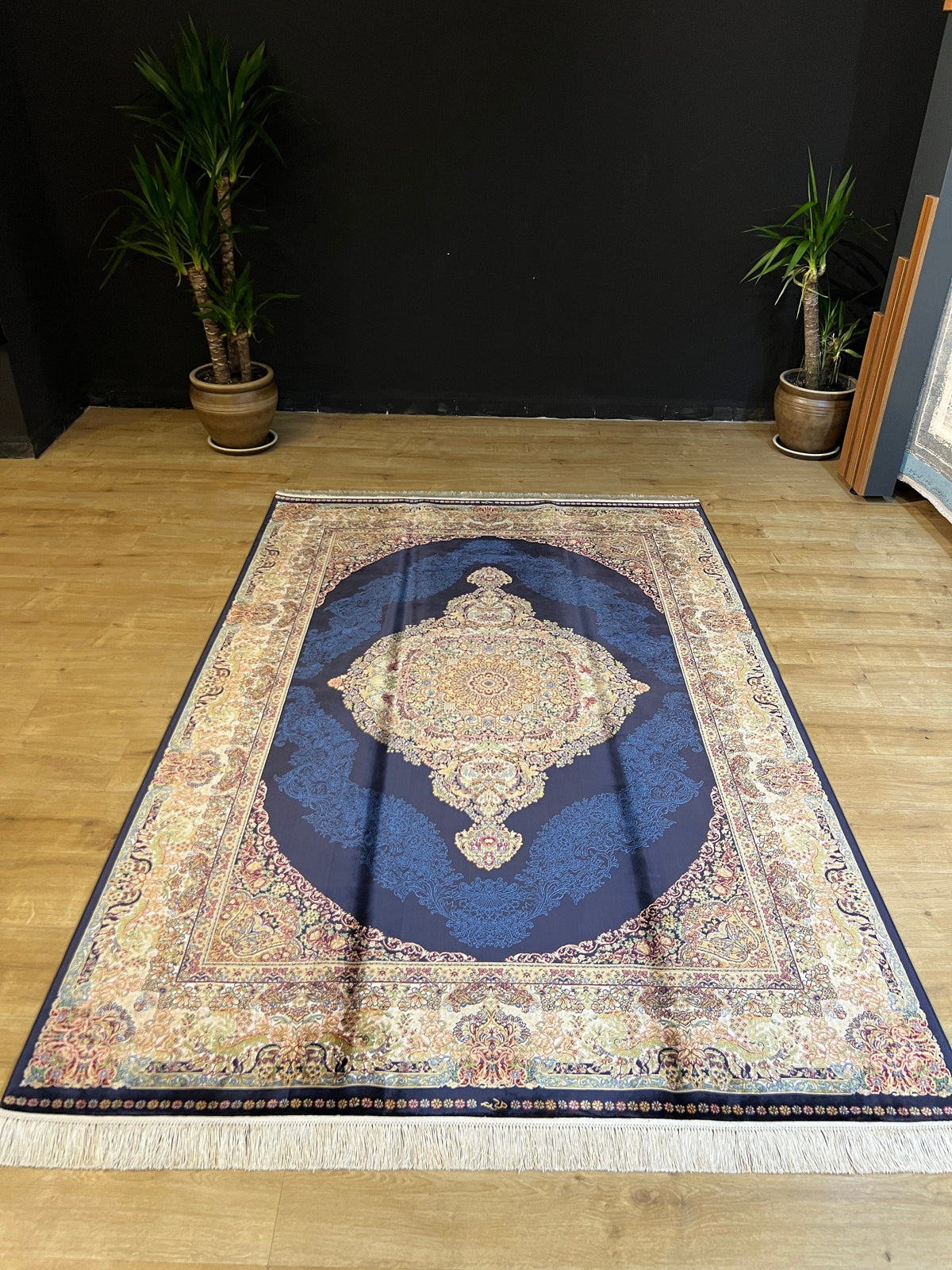 5x8 Blue Silk Rug, Classic Turkish Carpet, Medallion Design, Luxury Rug
