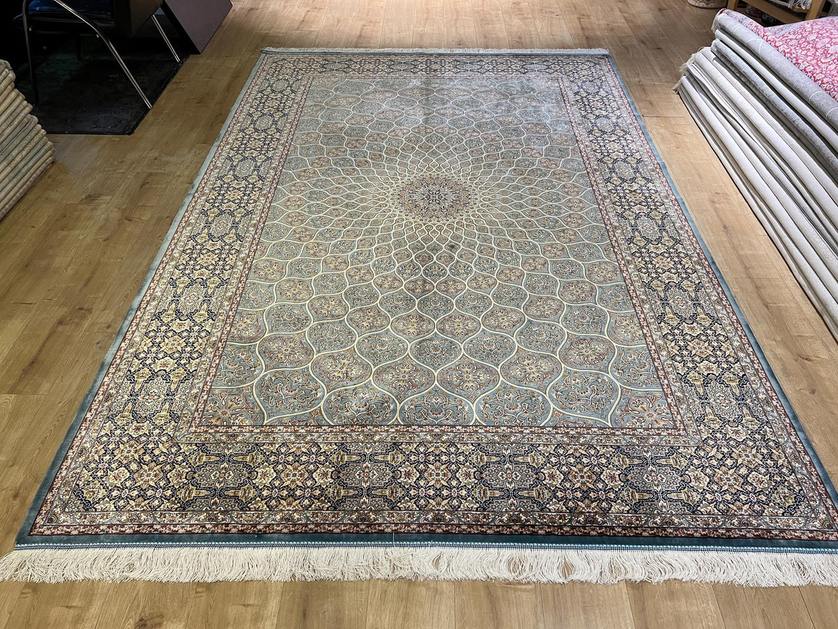 7x10 Ft Blue Silk Rug, Classic Medallion Design, Traditional Pattern