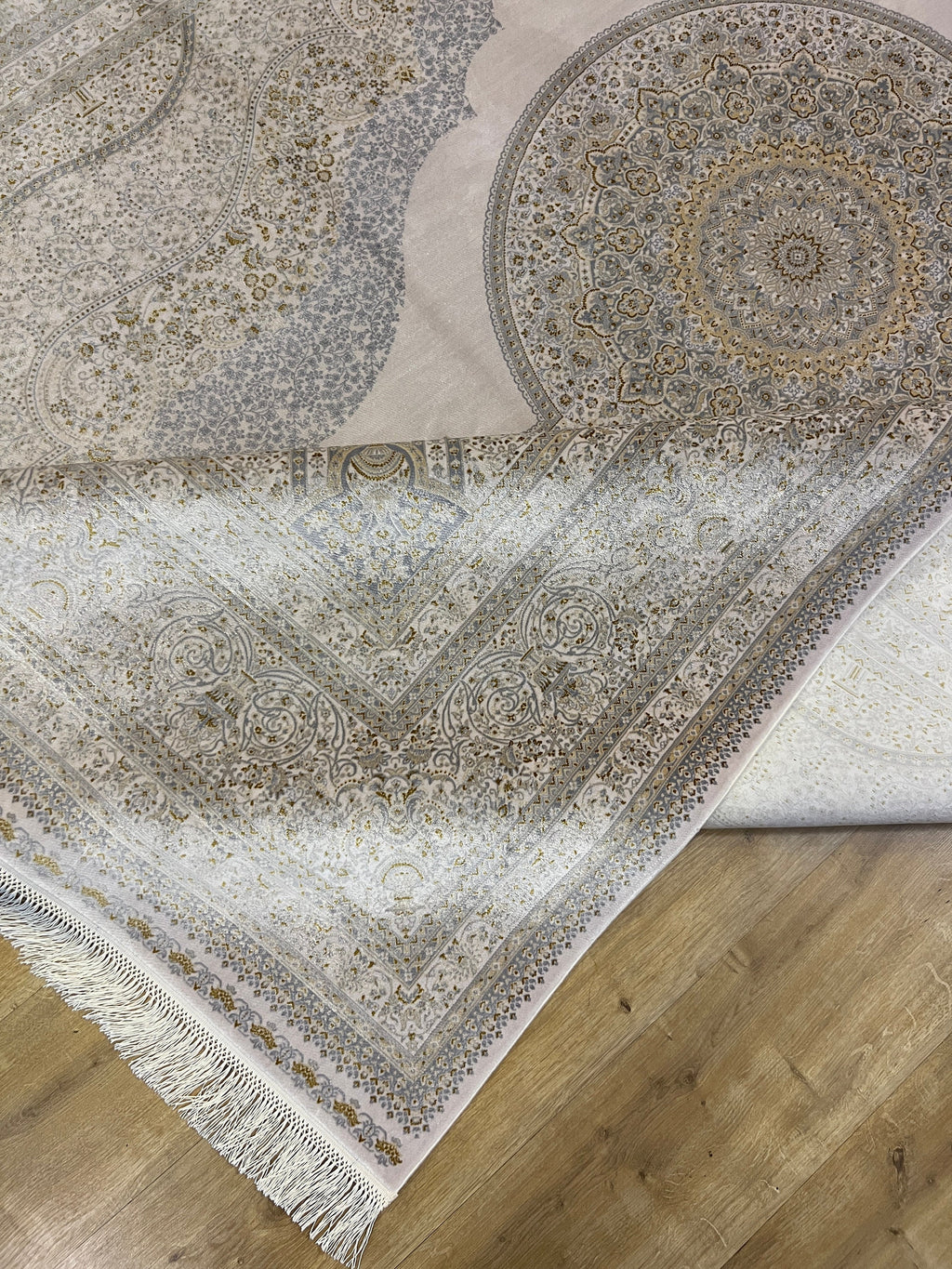7x10 ft Ivory Silk Rug with Grey Gold Medallion, Luxury Classic Floral Design