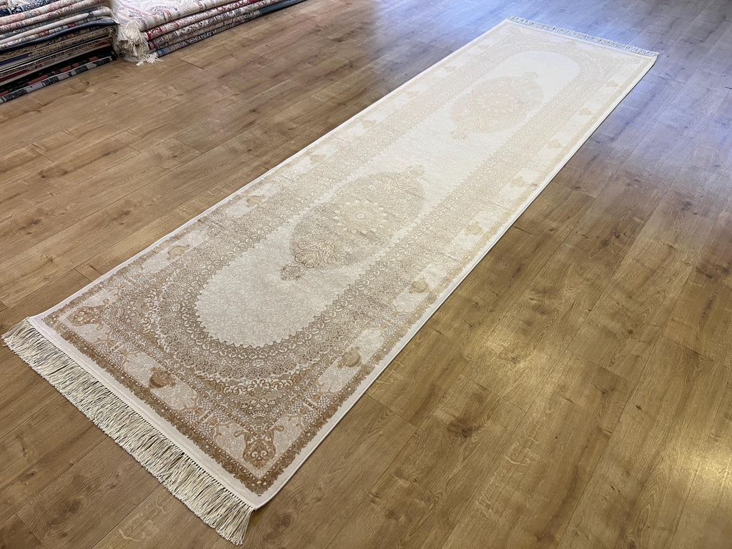 Cream Gold Medallion Silk Runner Rug, 3x10 ft, Classic Luxury Hallway Rug
