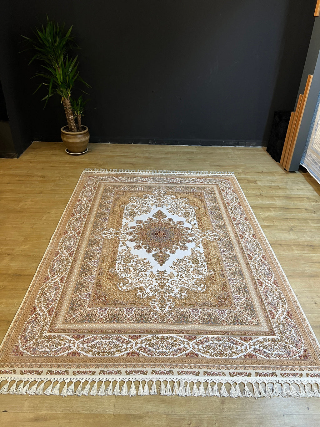 5x8 ft Gold Silk Rug, Classic Medallion Design Turkish Carpet