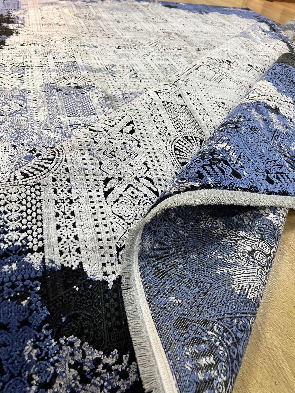 7x10 Ft Blue Gray Traditional Ethnic Pattern Distressed Bamboo Rug