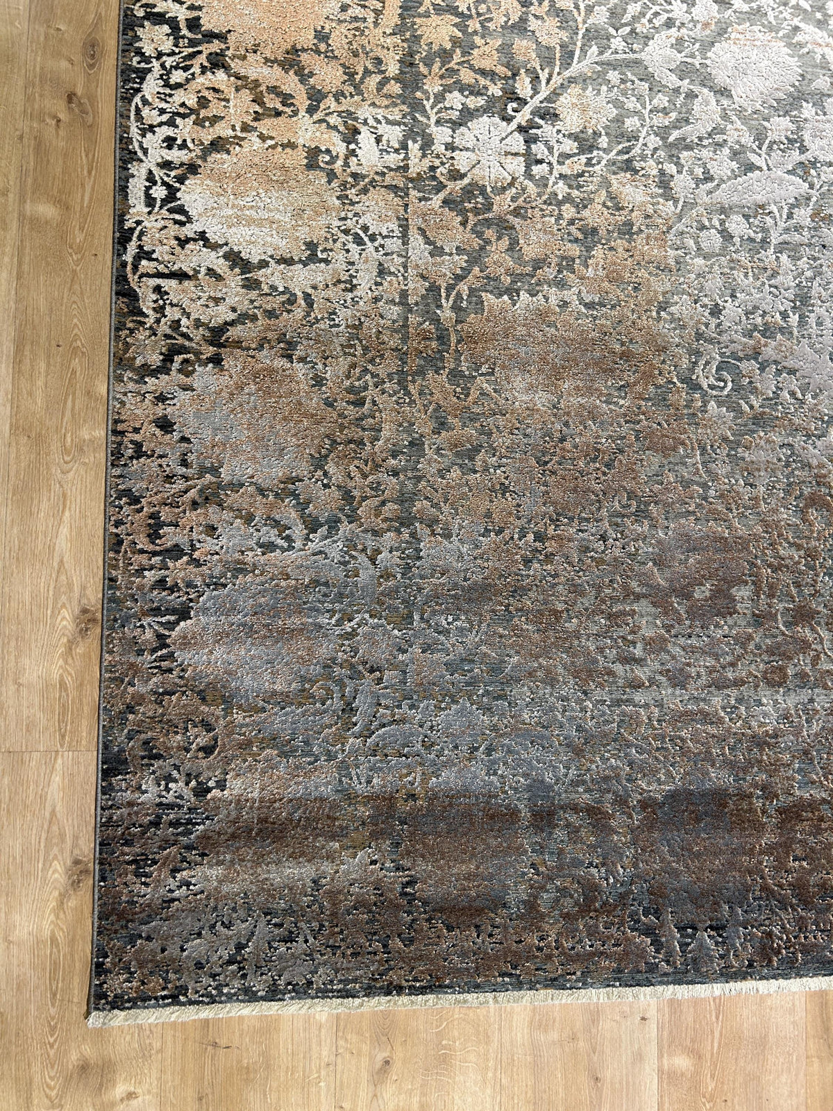 5x8 ft Brown Gray Bamboo Rug with Antique Distressed Design