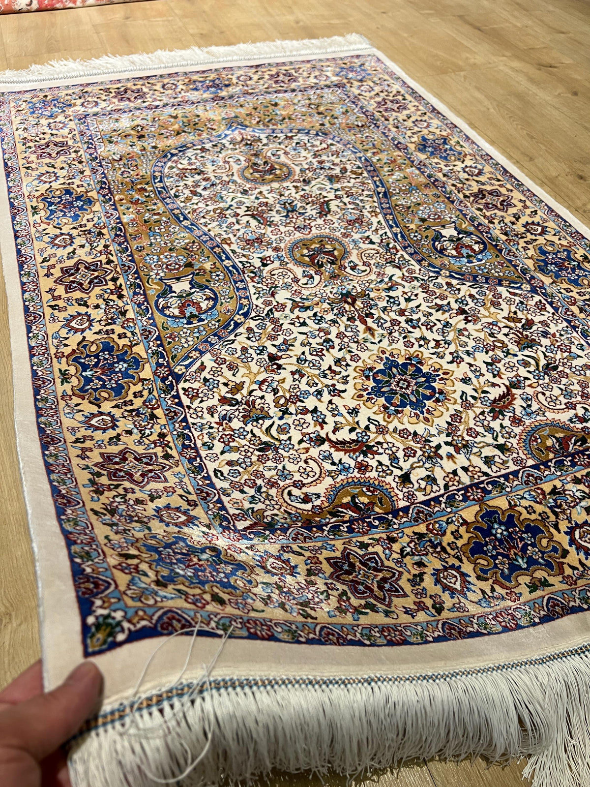 2.62x4.10 Ft Ivory Beige Silk Prayer Rug With Floral Design, Muslim Gift Prayer Mat