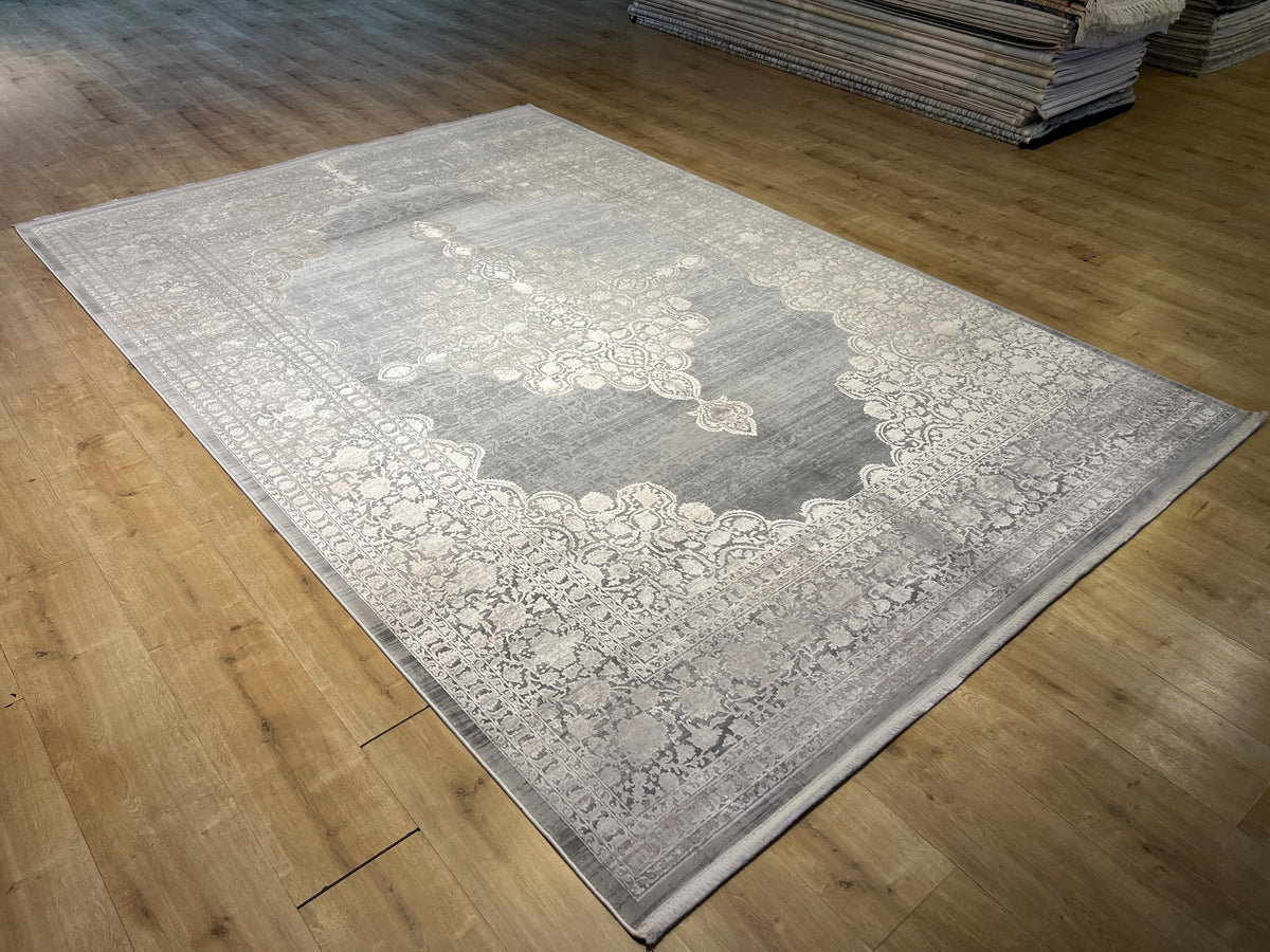 7x10 ft Gray Bamboo Rug with Beige Medallion and Border, Classic Natural Style