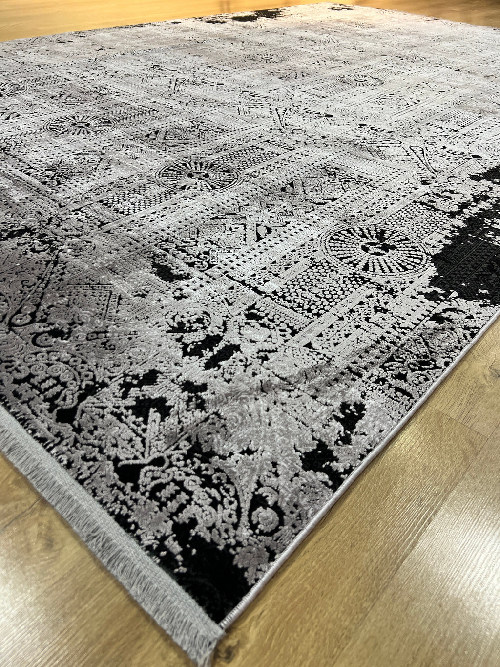 7x10 Ft Gray Traditional Ethnic Pattern Distressed Bamboo Rug