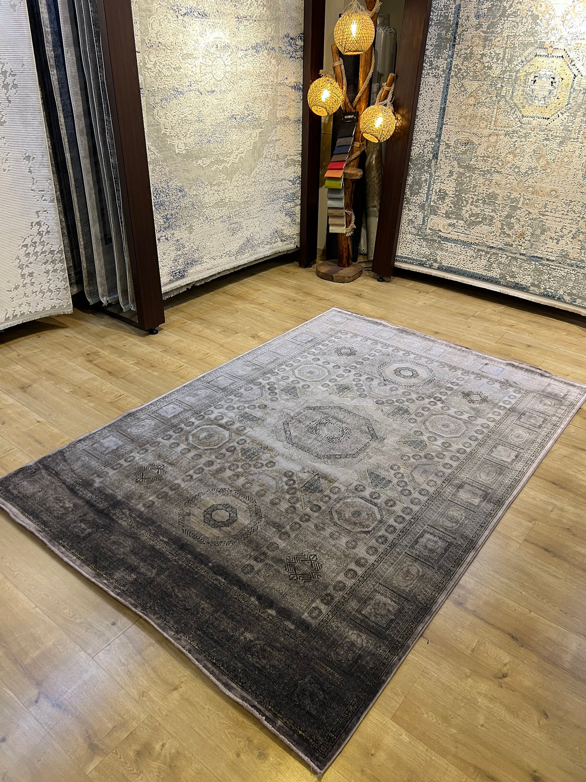 5x8 Ft Ethnic Geometric Medallion Gray Bamboo Area Rug