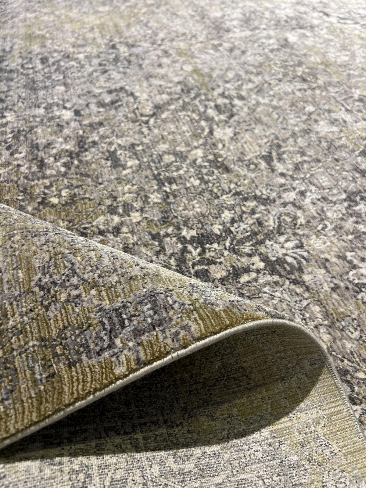 7x10 Ft Gray Yellow Bamboo Rug with Antique Distressed Pattern