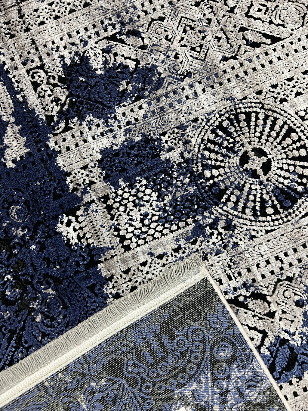 7x10 Ft Blue Gray Traditional Ethnic Pattern Distressed Bamboo Rug