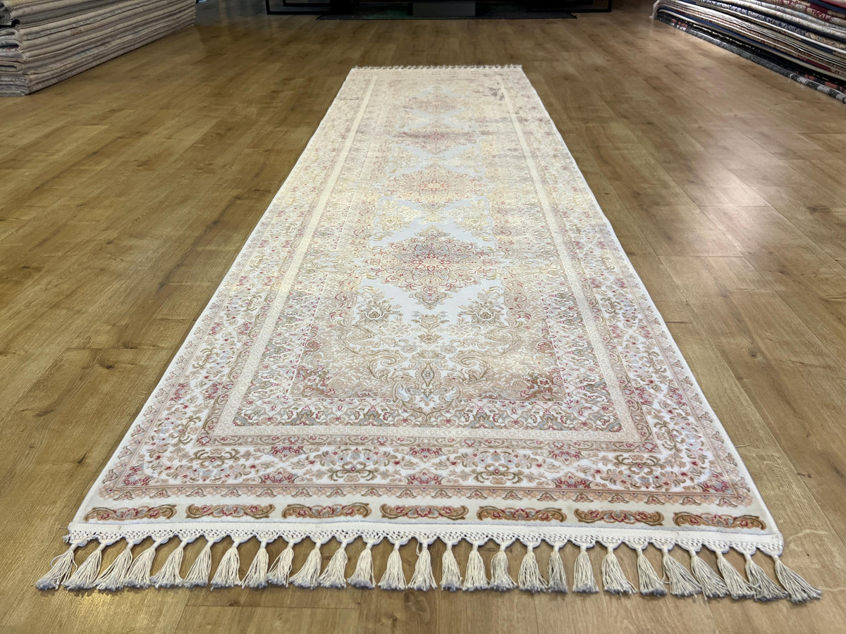 Cream Gold Medallion Silk Runner Rug, 3x10 ft, Classic Luxury Hallway Rug