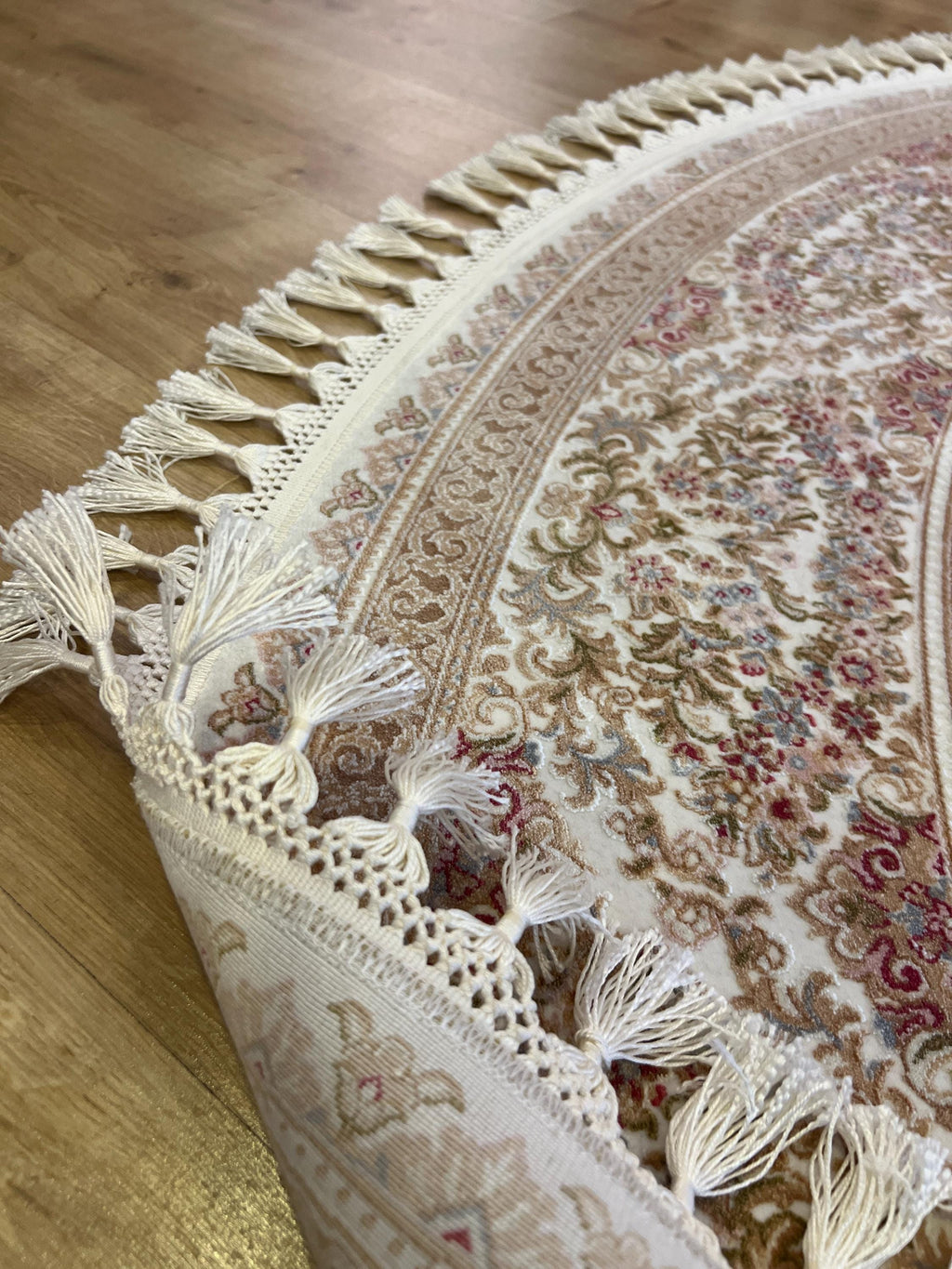 Round Cream Gold Silk Rug, Medallion Design, Classic Turkish Style