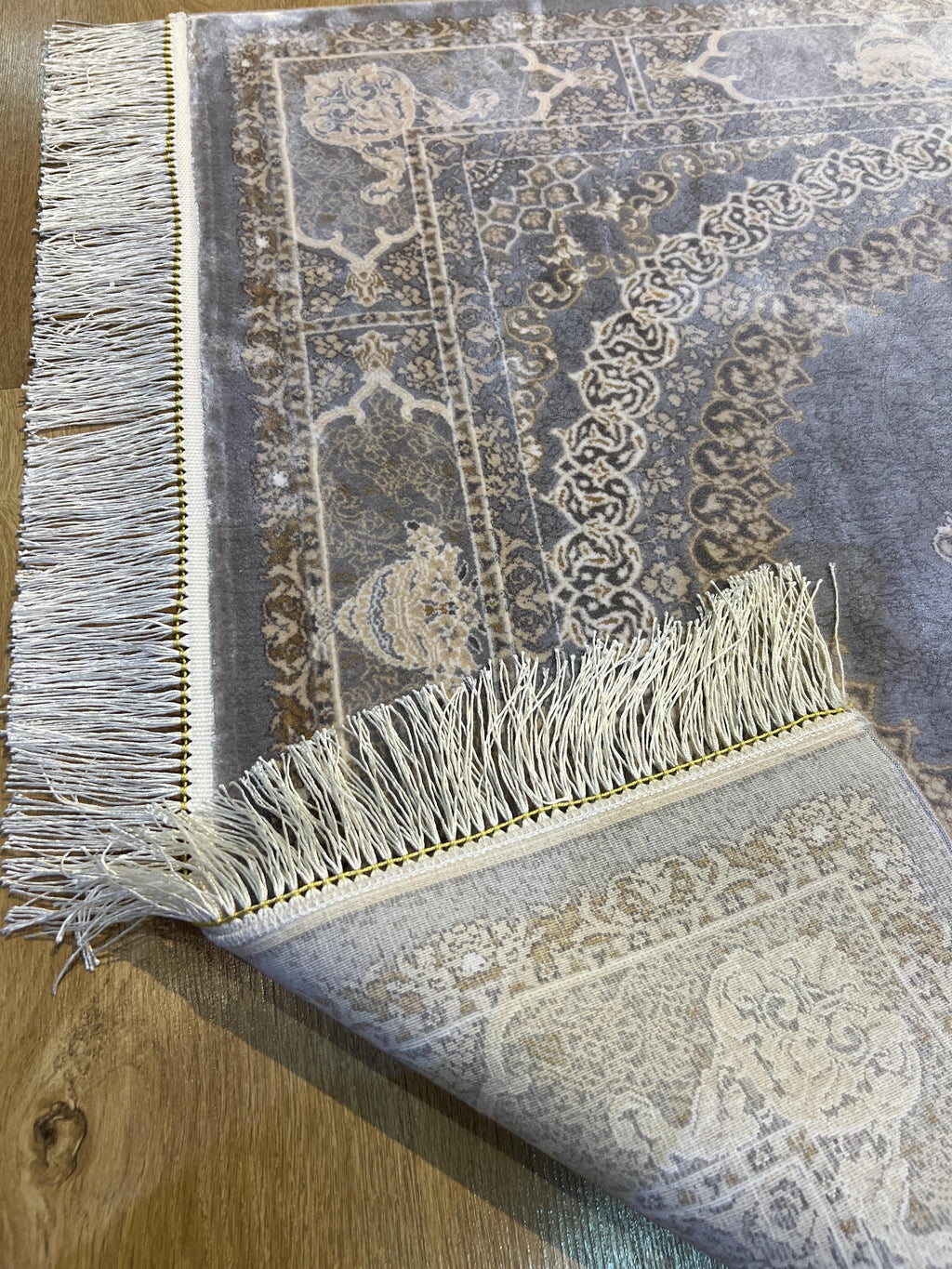 Gray Gold Medallion Silk Rug, 3x5 ft, Classic Luxury Small Area Rug