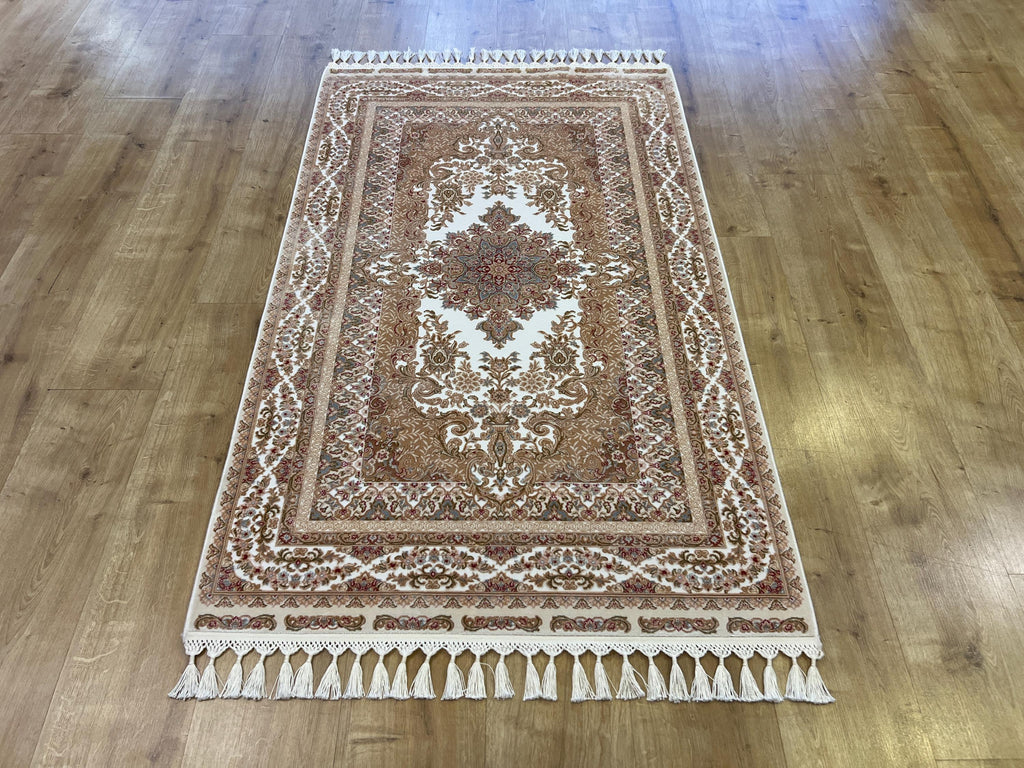 Cream Silk Bamboo Rug with Gold Medallion, 3x5 ft, Classic Luxury Small Rug