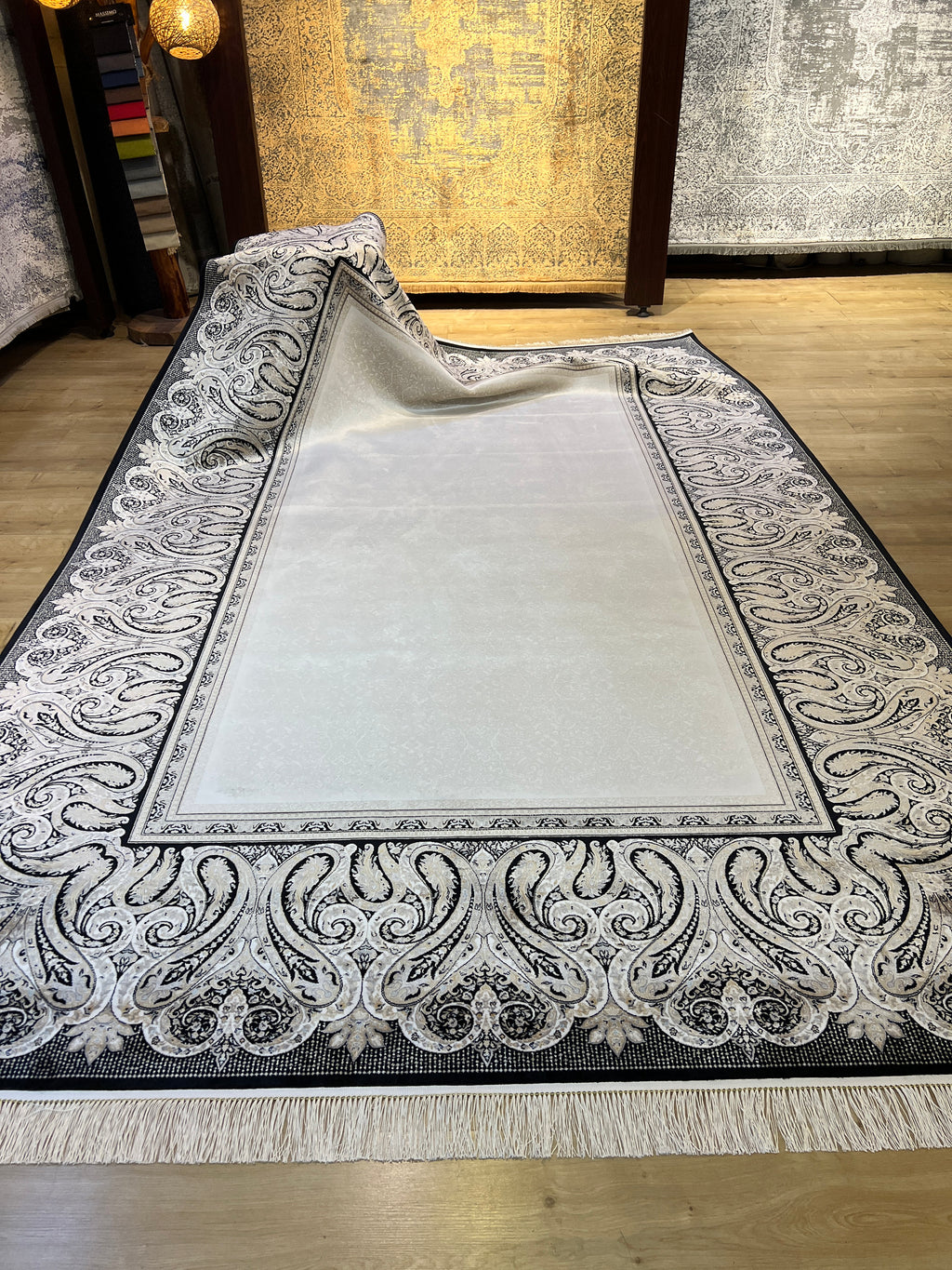 Cream Silk Rug, Black Framed Elegant Style, Luxury Home Decor