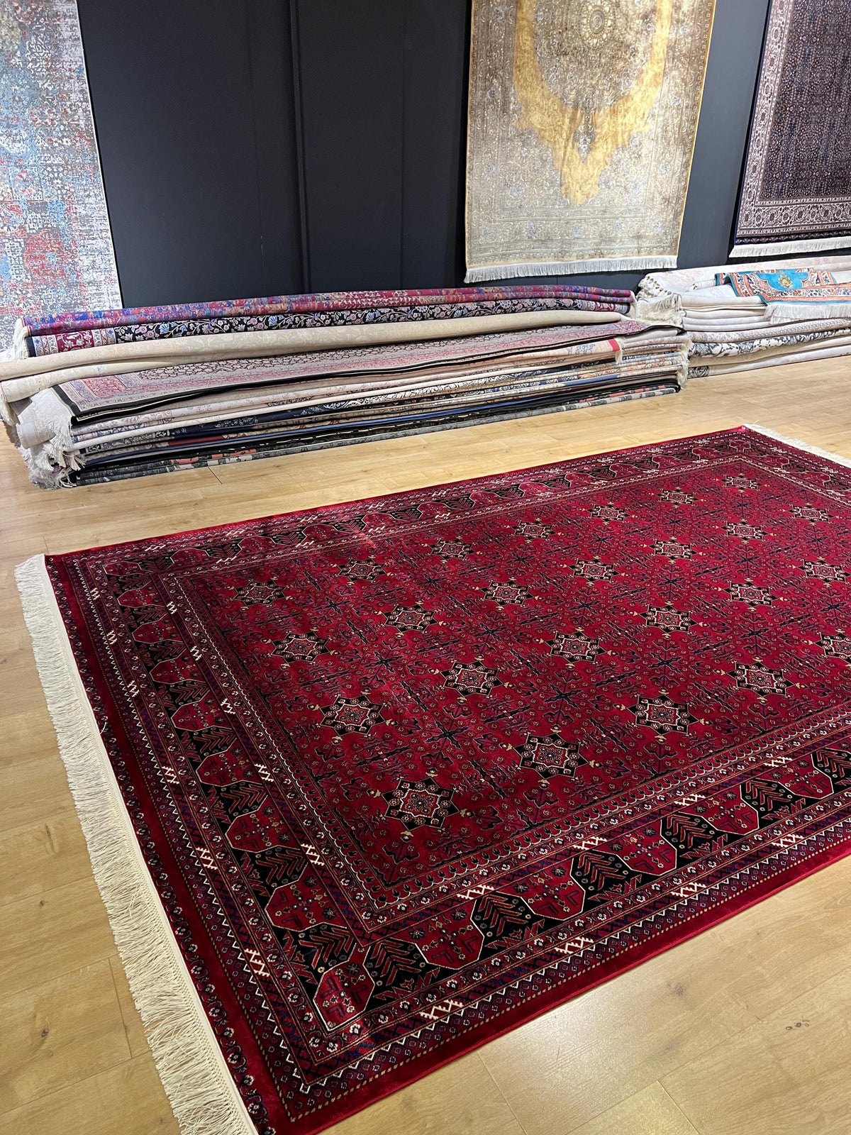 7x10 Ft Red Traditional Luxury Silk Rug With Geometric Motifs