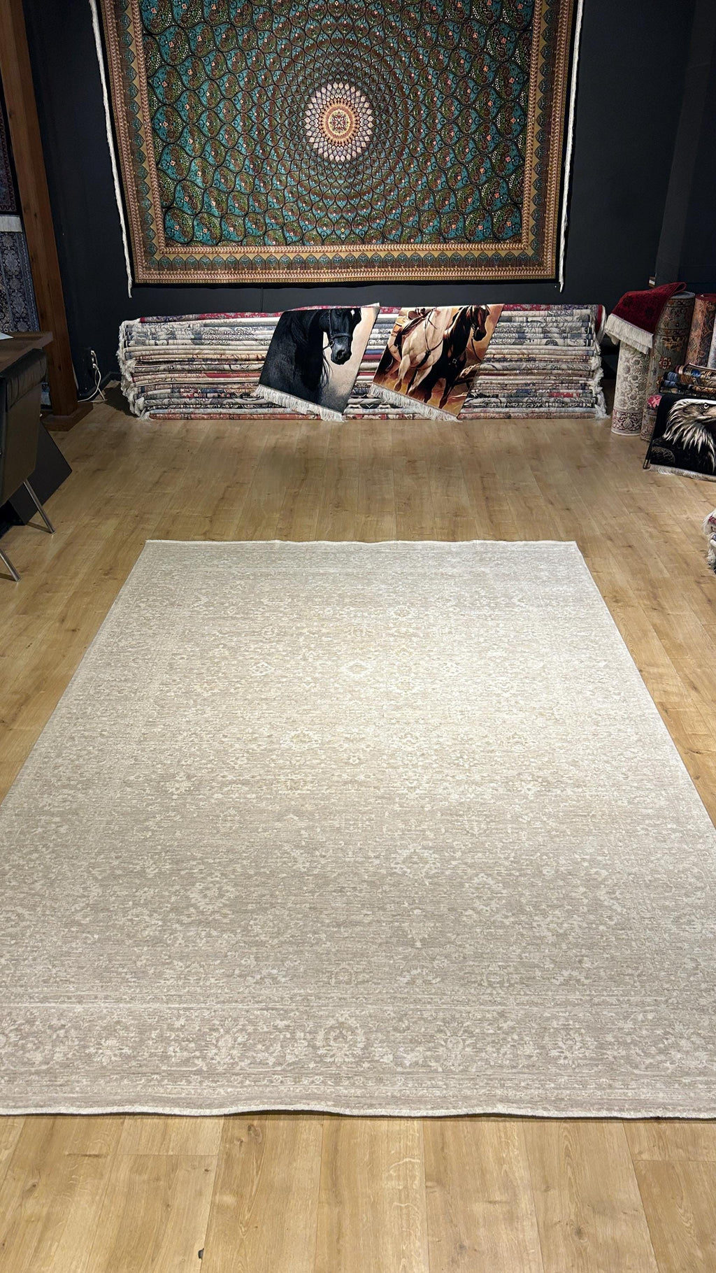 Beige Floral Distressed Bamboo Rug with Traditional Modern Floral Patterns
