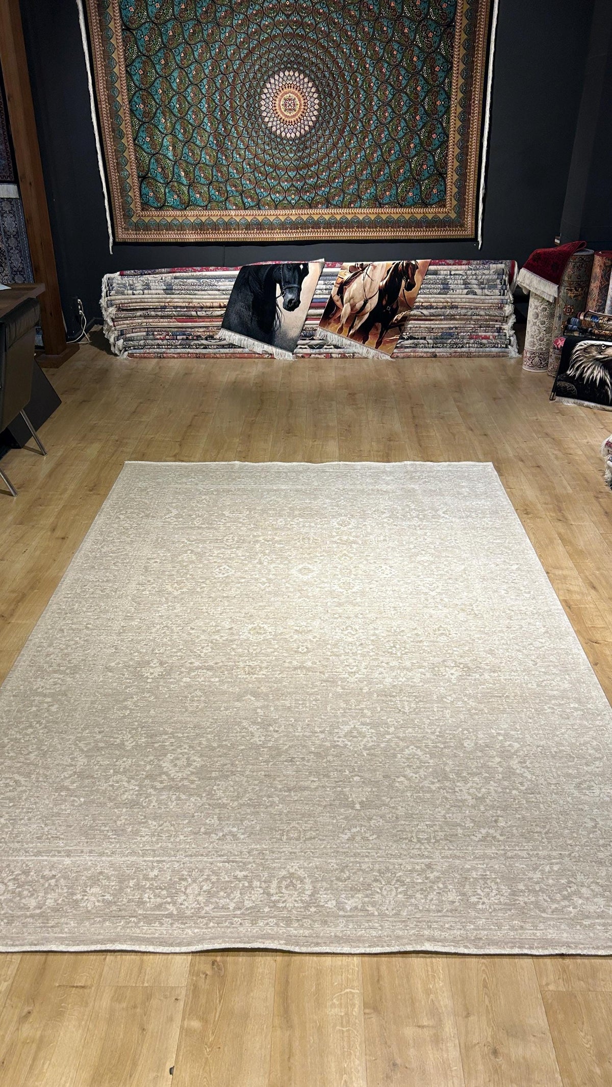 Beige Floral Distressed Bamboo Rug with Traditional Modern Floral Patterns