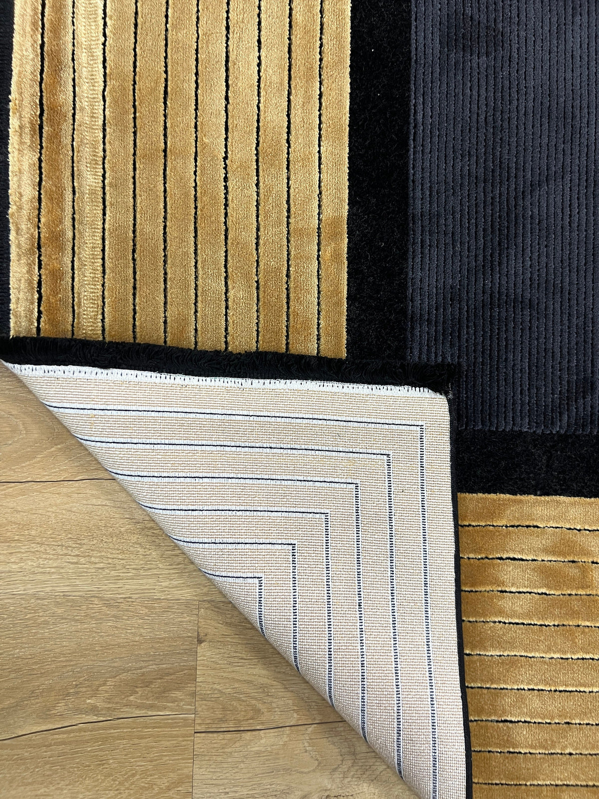 5x8 Turkish Modern Rug, Black & Gold Bamboo Acrylic Rug