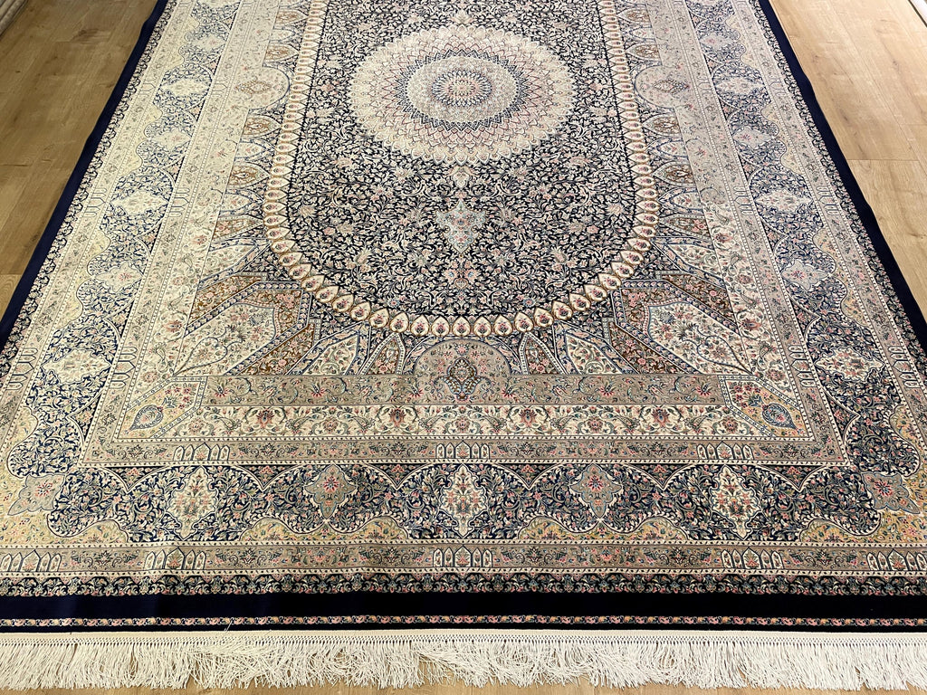 7x10 Ft Dark Blue Silk Rug, Luxury Medallion Design, Traditional Pattern
