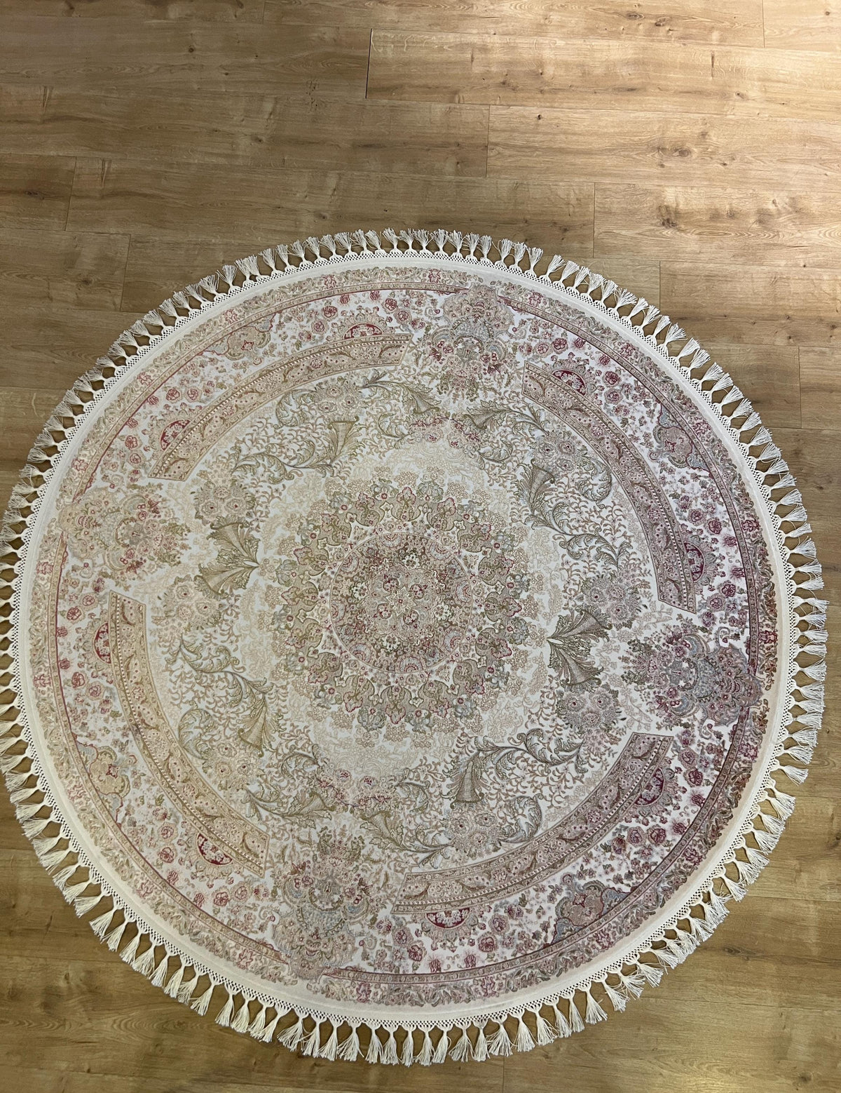 5x5 Ft Cream Gold Round Silk Rug, Medallion Design, Classic Turkish Style