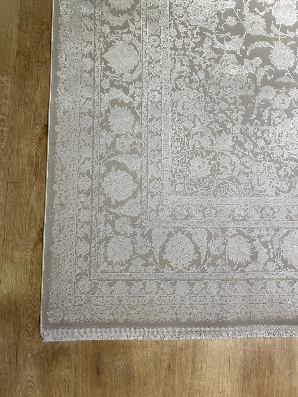 7x10 ft Ivory Bamboo Medallion Design Rug, Classic Turkish Rug
