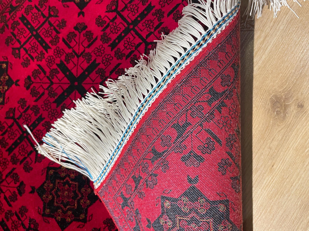 Red Ethnic Pattern Silk Rug, Traditional Small Silk Mat, Luxury Home Decor, Tapestry
