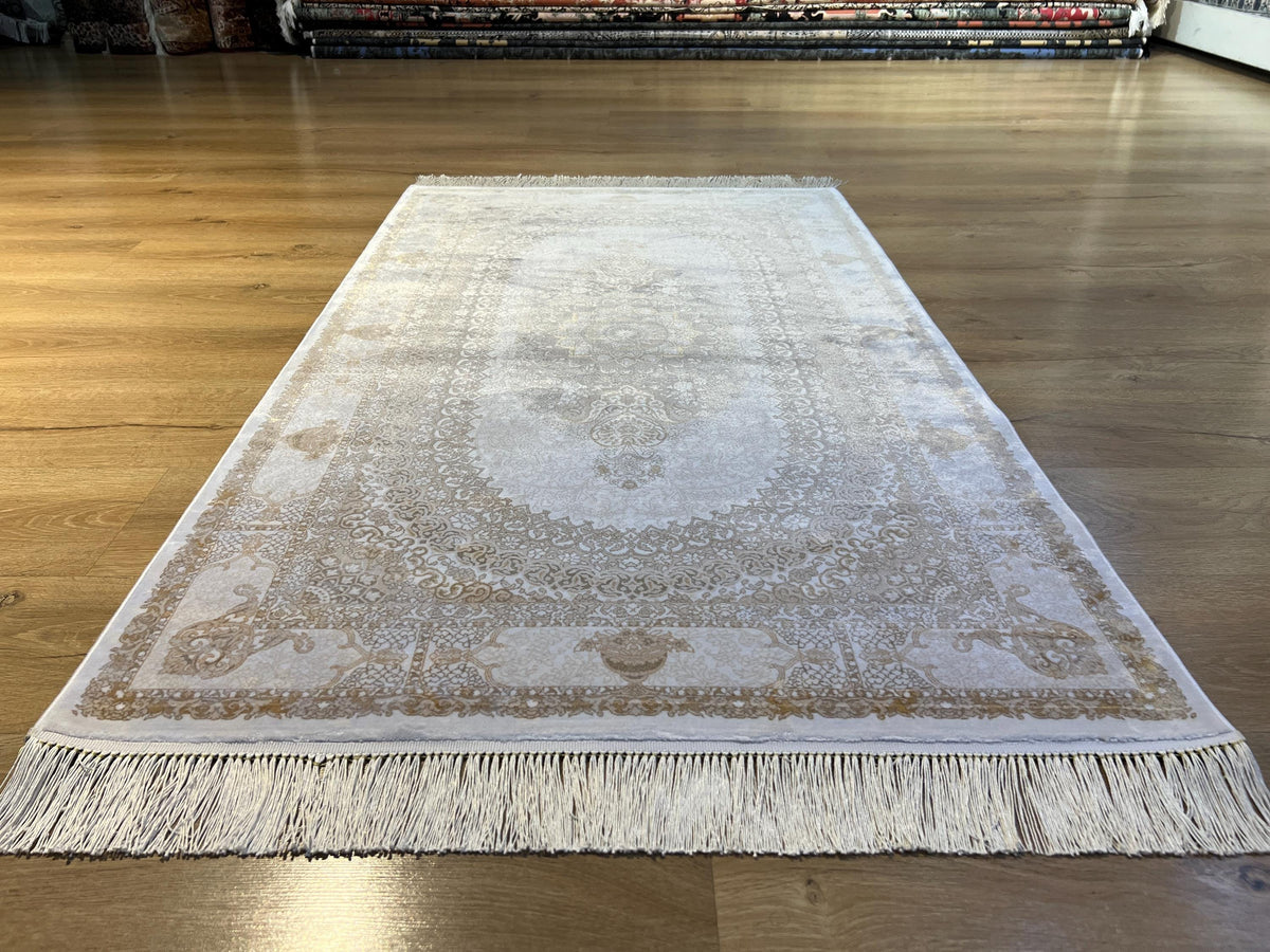 Cream Gold Medallion Silk Rug, 3x5 ft, Classic Luxury Small Area Rug