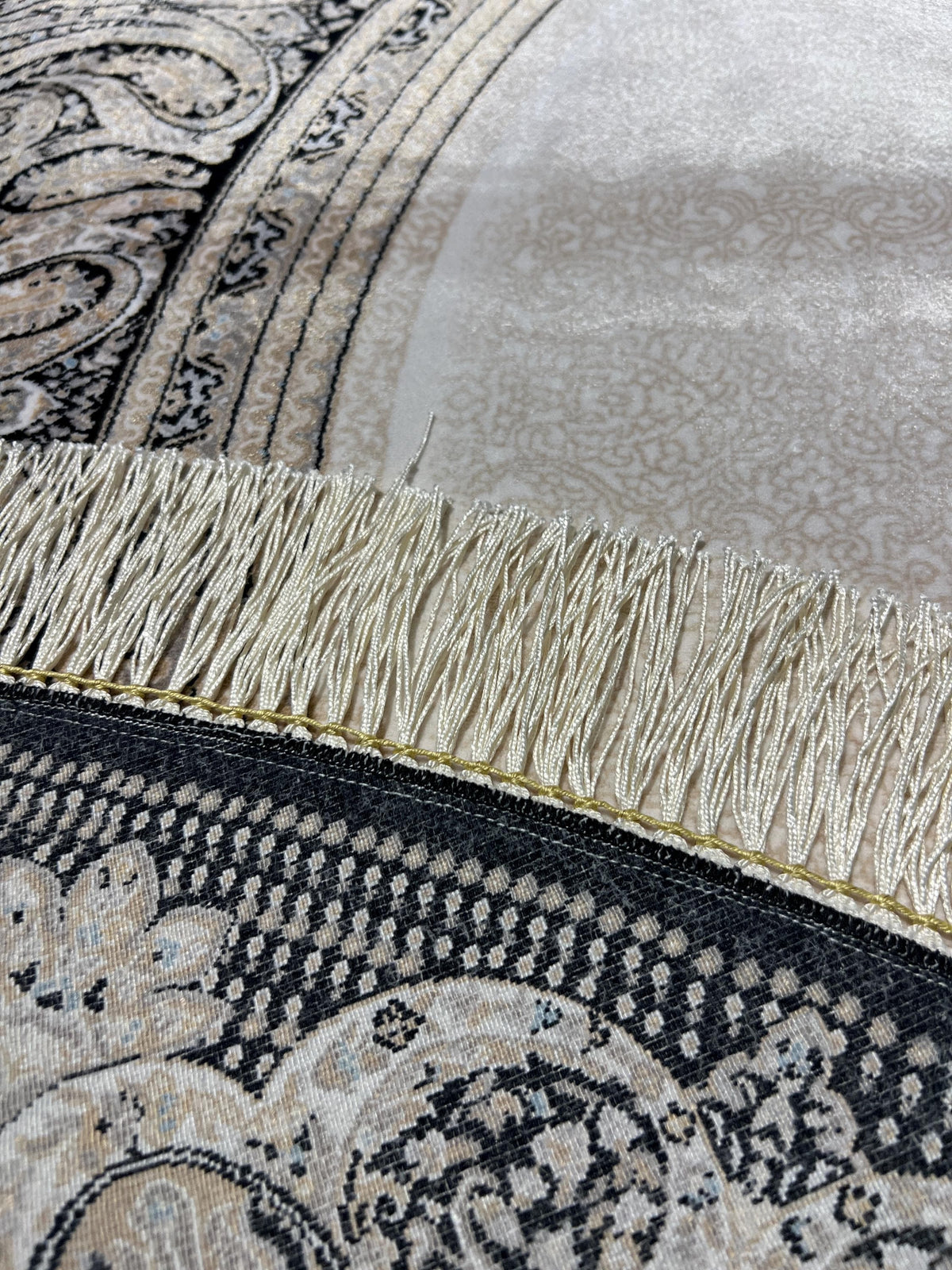 5x5 Ft Round Cream Silk Rug, Black Framed Border, Classic Luxury Turkish Rug