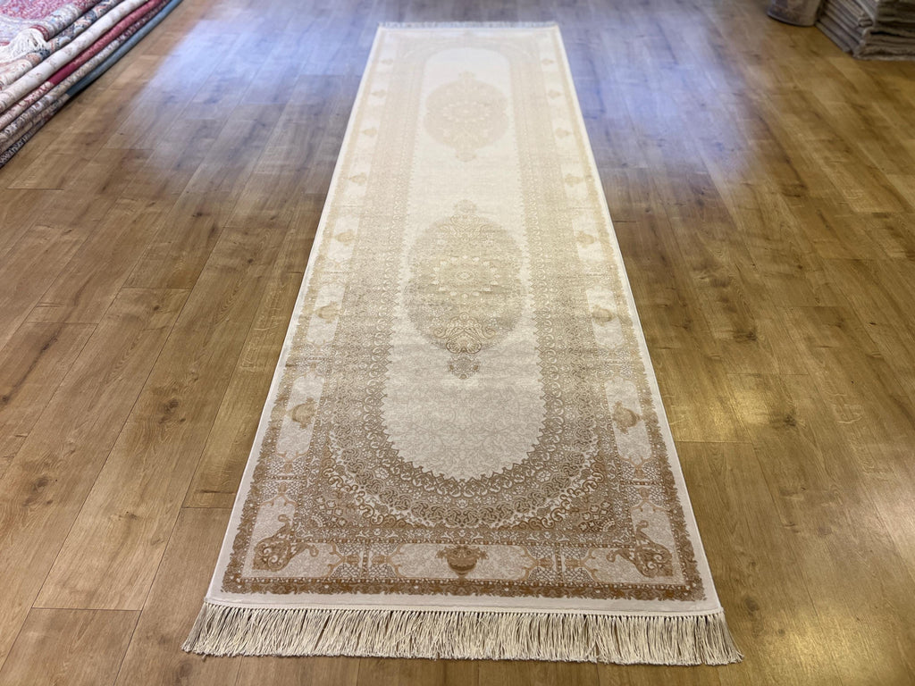 Cream Gold Medallion Silk Runner Rug, 3x10 ft, Classic Luxury Hallway Rug