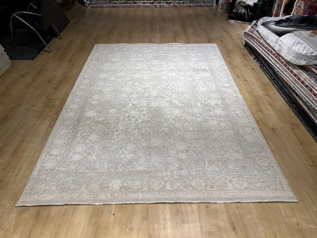Beige Cream Floral Bamboo Rug with Traditional Modern Distressed Floral Patterns