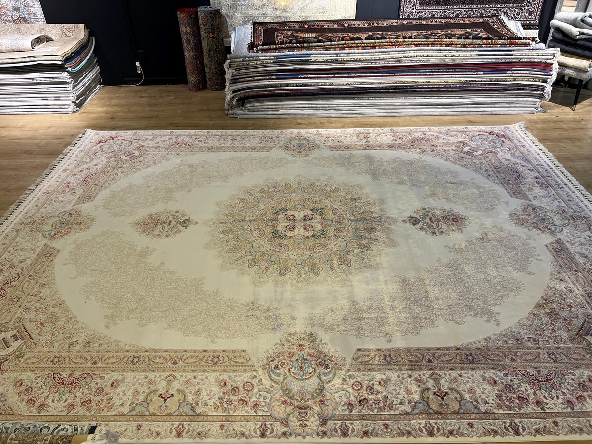 Ivory Bamboo Silk Rug 10x13 ft, Elegant Large Area Rug with Classic Medallion Pattern