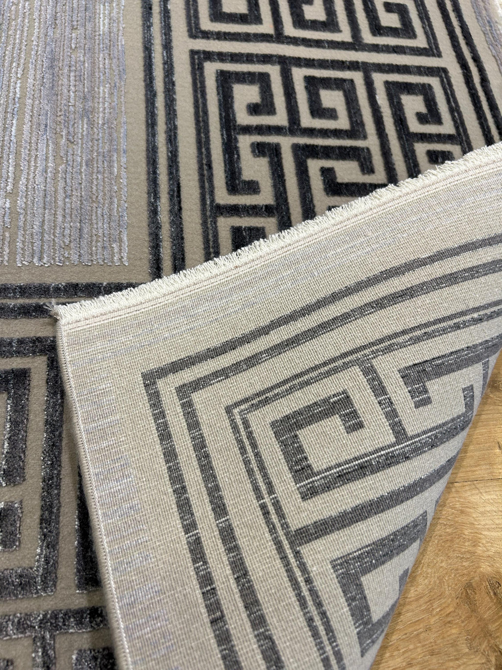 7x10 ft Gray Bamboo Rug, Bordered Minimalist Modern Rug