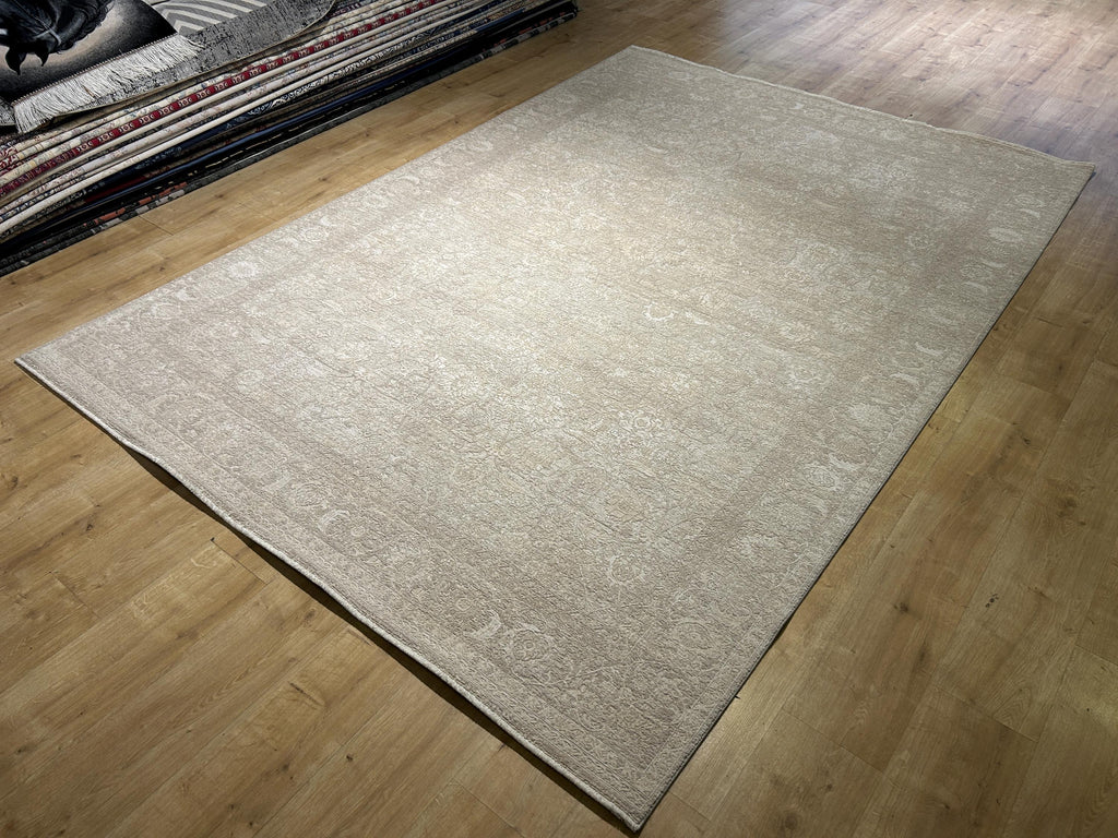Beige Cream Floral Bamboo Rug with Traditional Modern Distressed Floral Patterns
