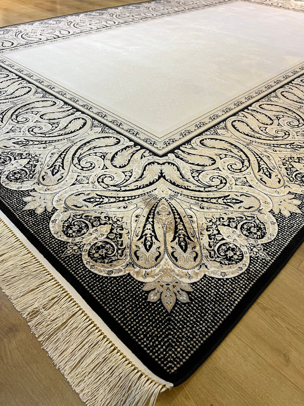 Cream Silk Rug, Black Framed Elegant Style, Luxury Home Decor