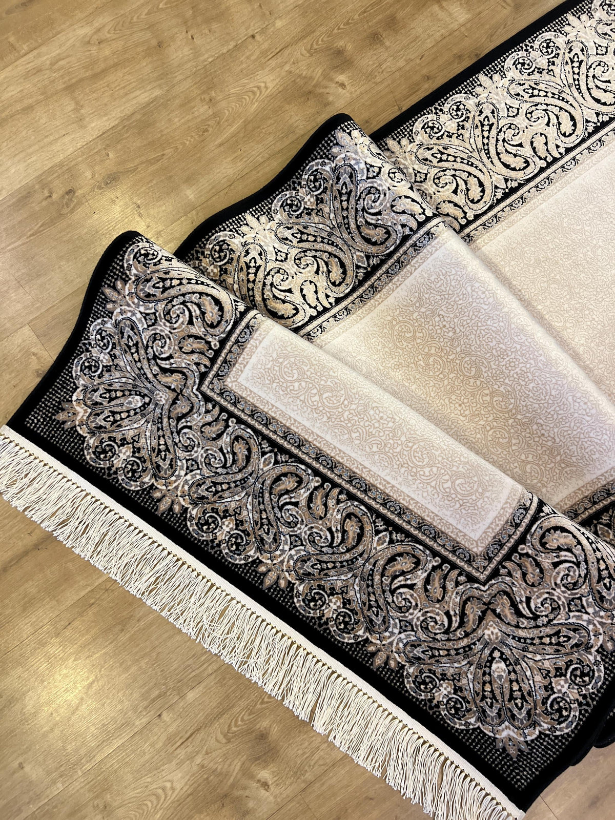 Black and Cream Silk Runner Rug, 3x10 ft, Classic Luxury Hallway Rug