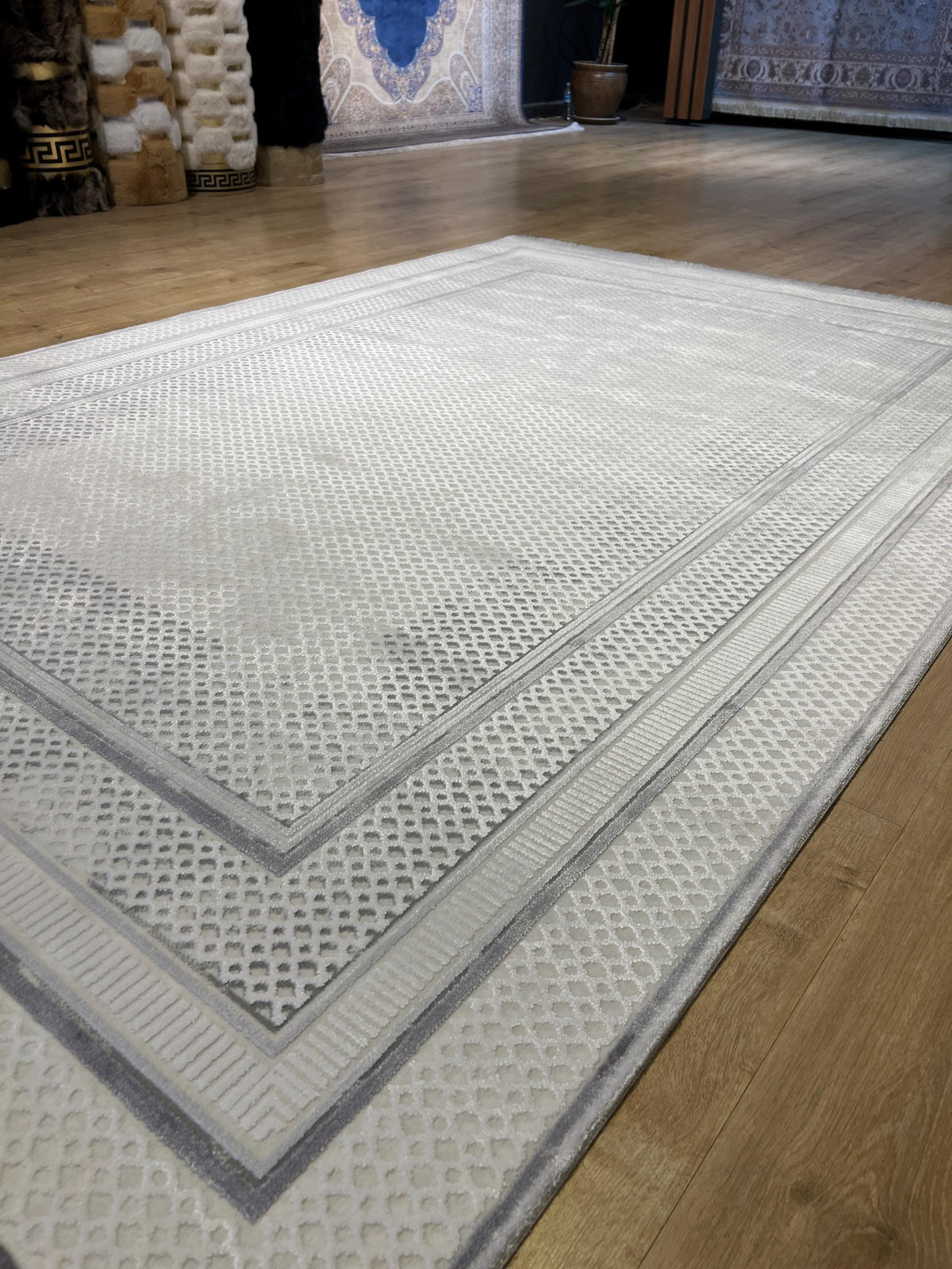 5x8 ft Gray Bamboo Rug, Minimalist Frame Design, Modern Style