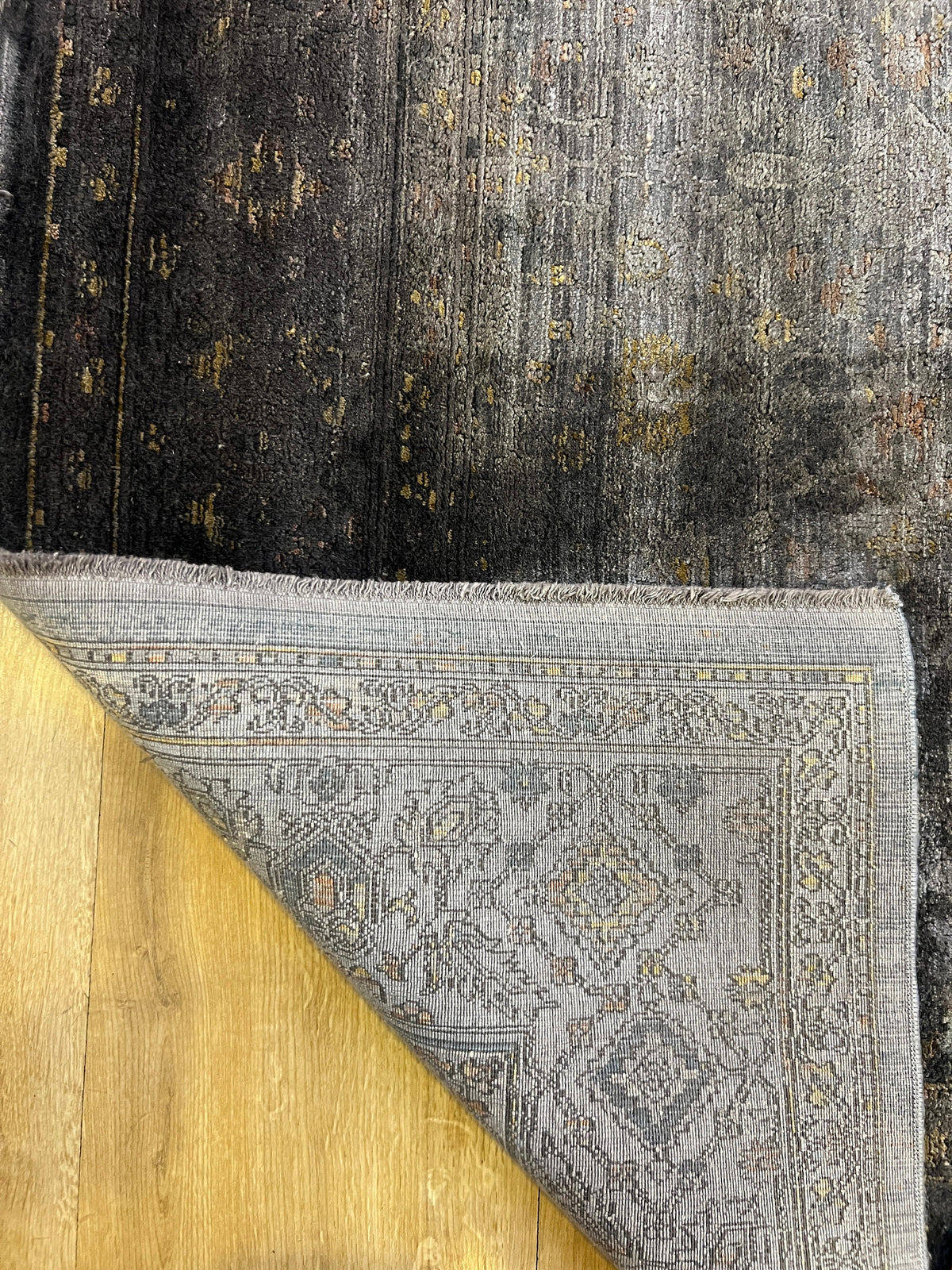 Smoked Gray  Bamboo Rug, Distressed Pattern Traditional Rug, Luxury Home Decor