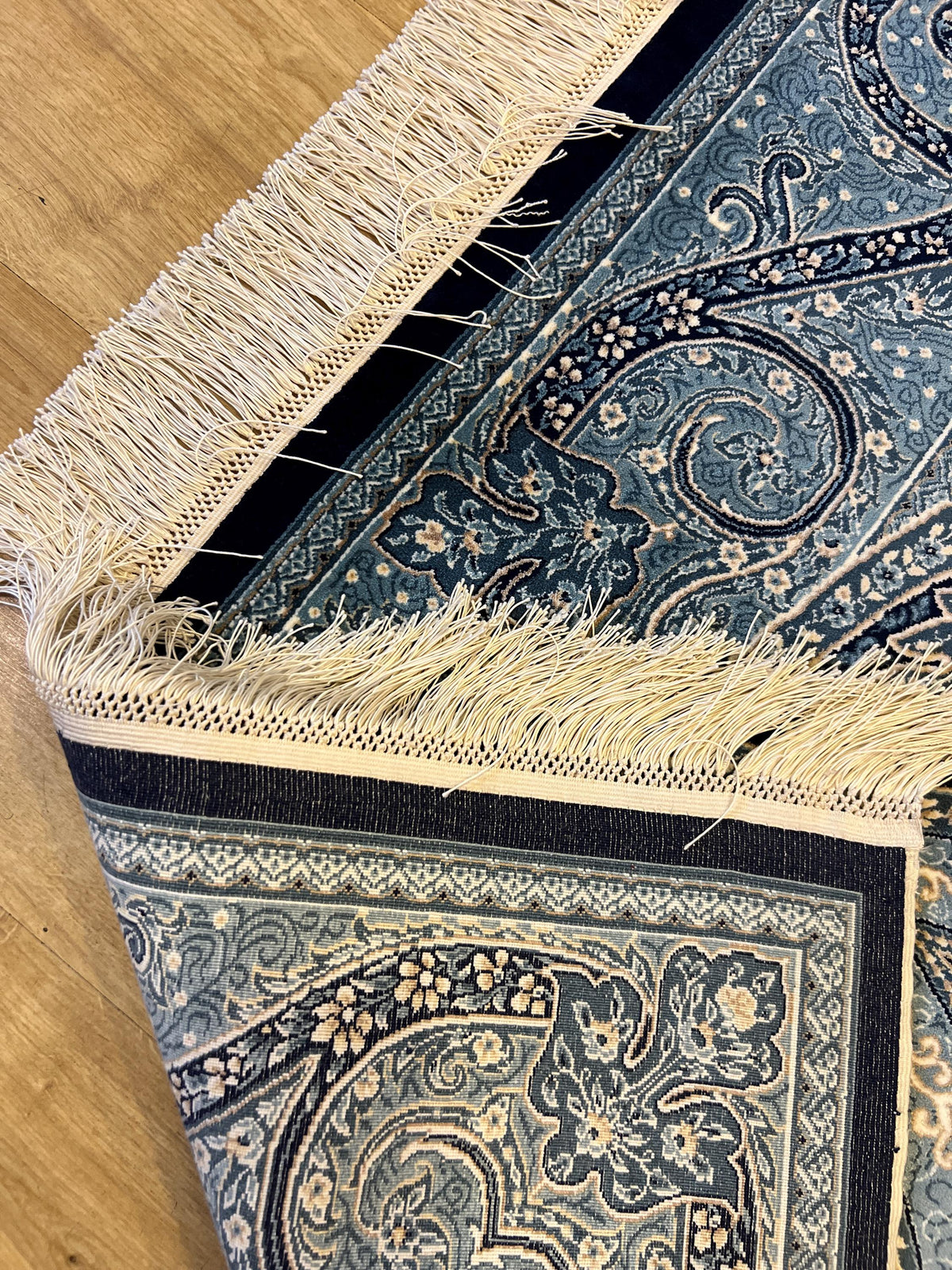 5x8 ft Silk Rug, Blue Tones with Timeless Motifs, Luxury Classic Silk Carpet