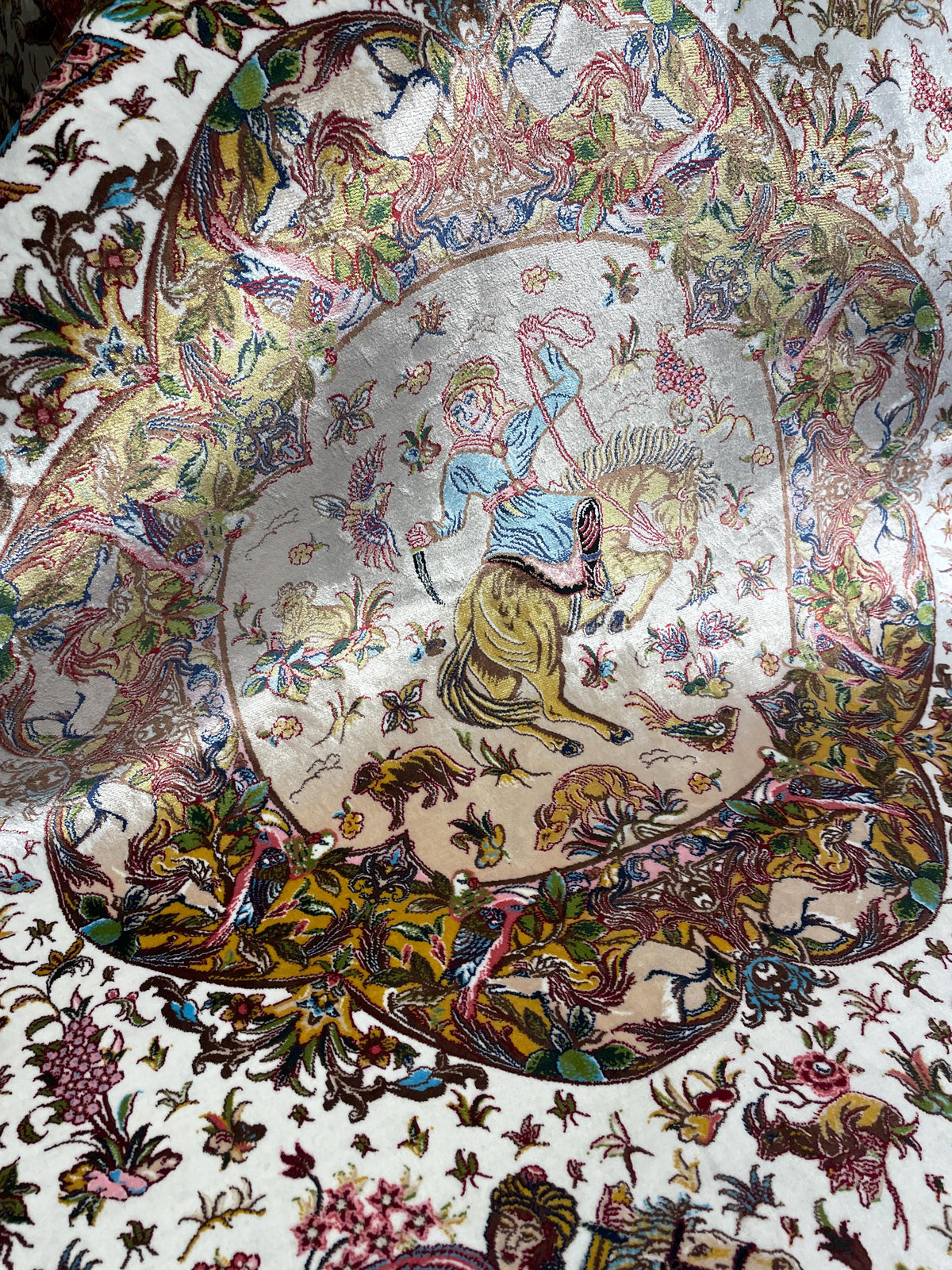 Ivory Decorative Silk Tapestry Rug With Art Motifs, Floral Design