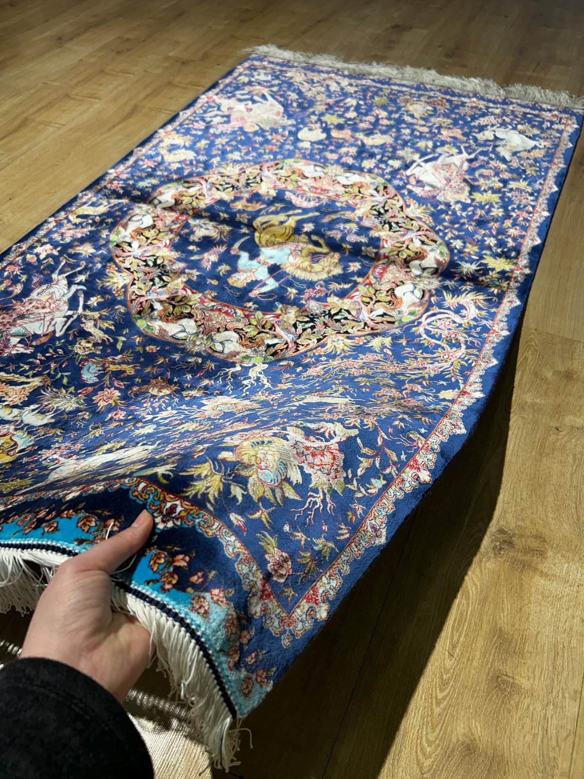Blue Decorative Silk Tapestry Rug With Art Motifs, Floral Design