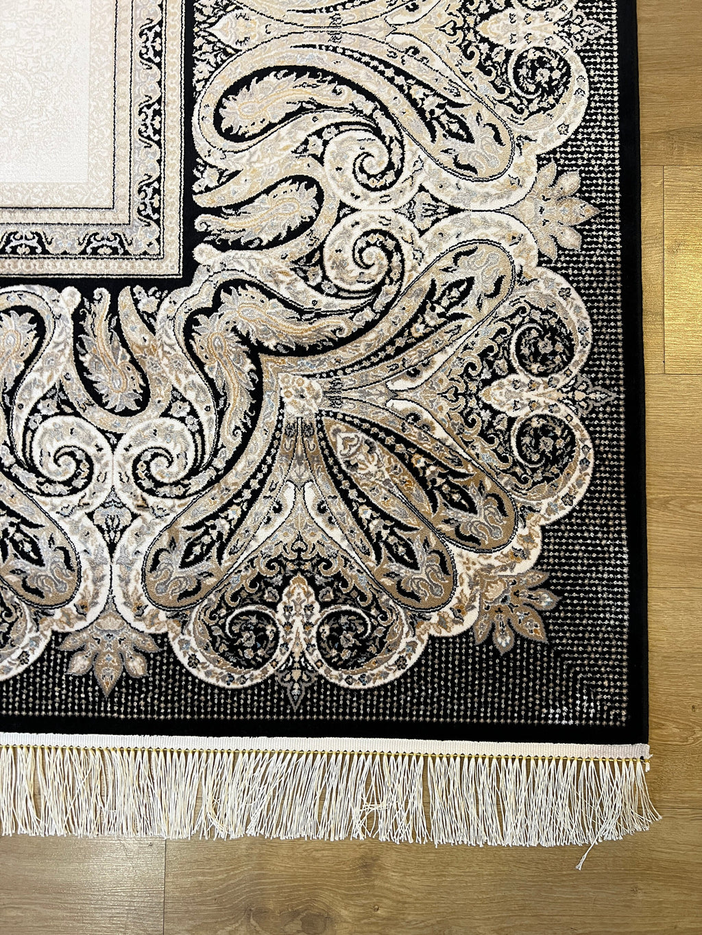 Cream Silk Rug, Black Framed Elegant Style, Luxury Home Decor