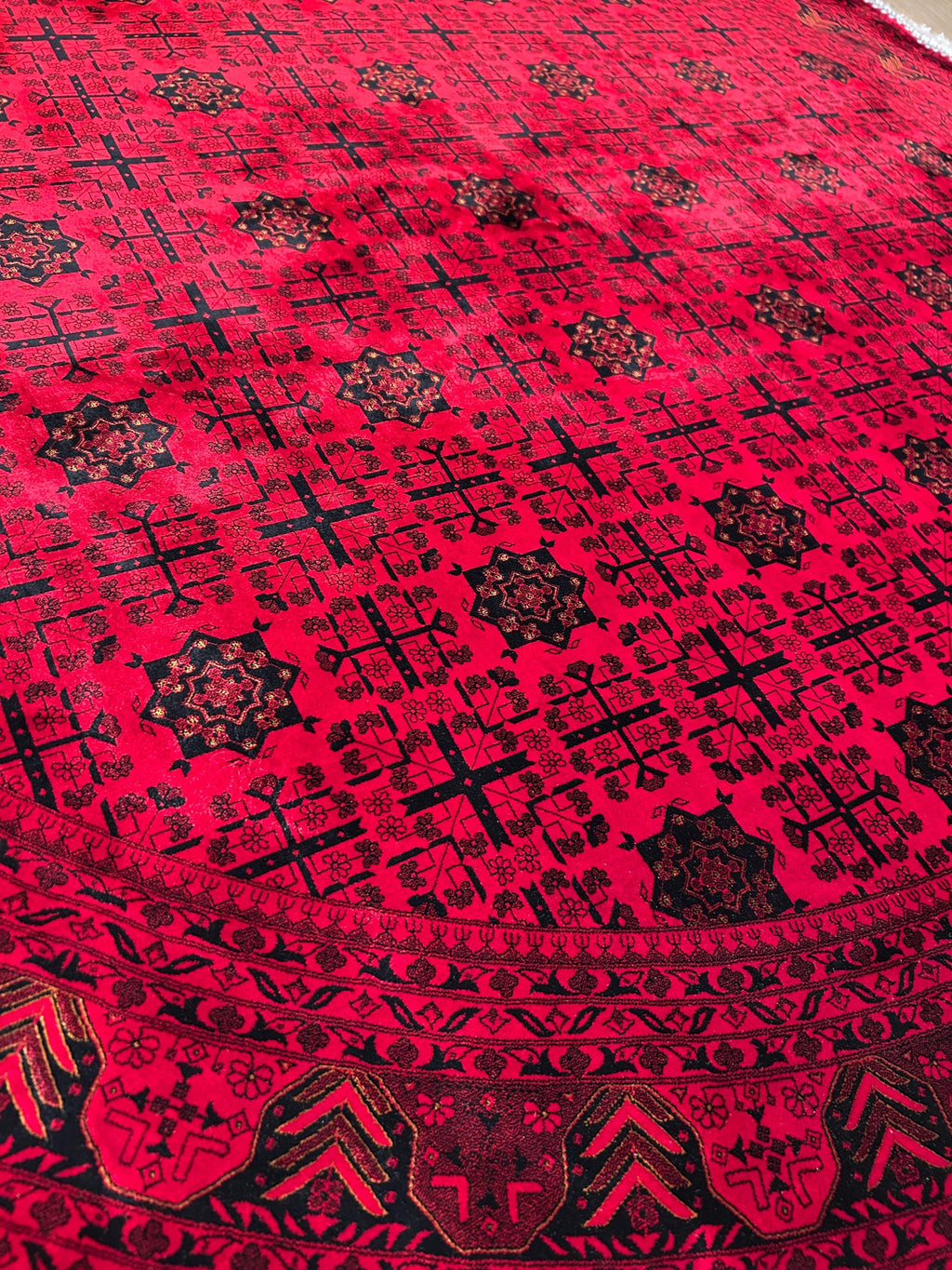 5x5 Ft Red Silk Round Rug, Ethnic Pattern Turkish Silk Carpet, Traditional Design