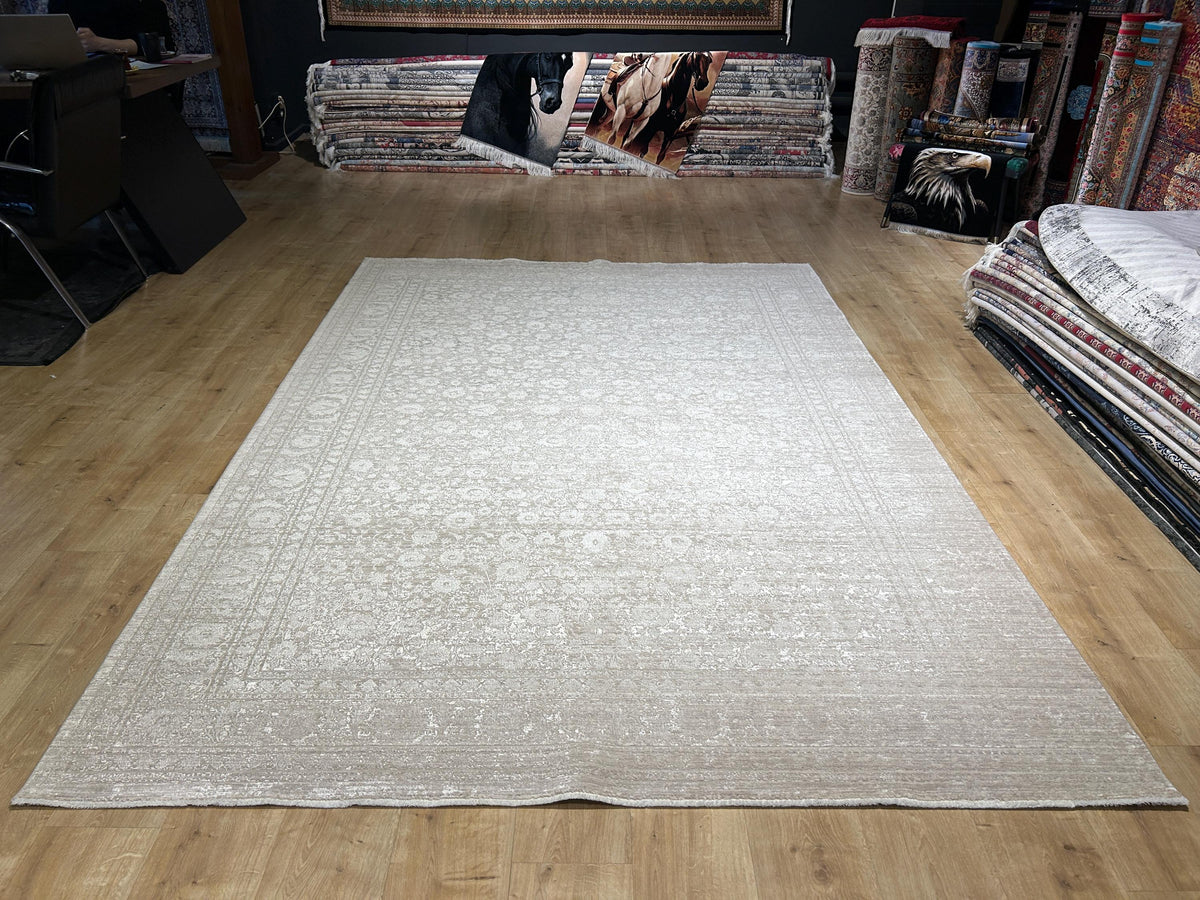 Beige Bamboo Rug with Traditional Modern Distressed Floral Patterns