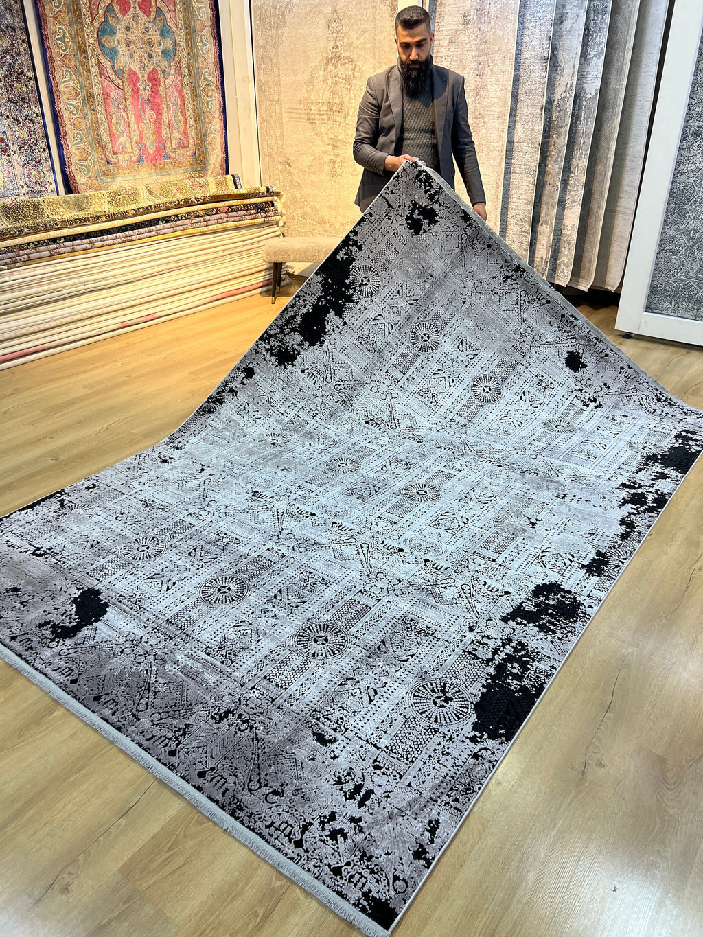 7x10 Ft Gray Traditional Ethnic Pattern Distressed Bamboo Rug