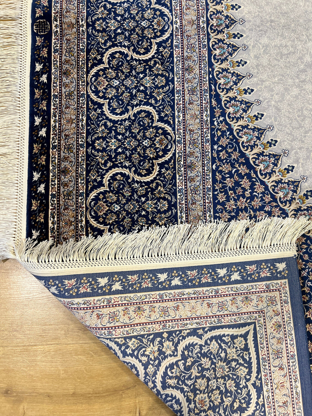 7x10 ft Grey Silk Rug, Navy Medallion and Border, Classic Design