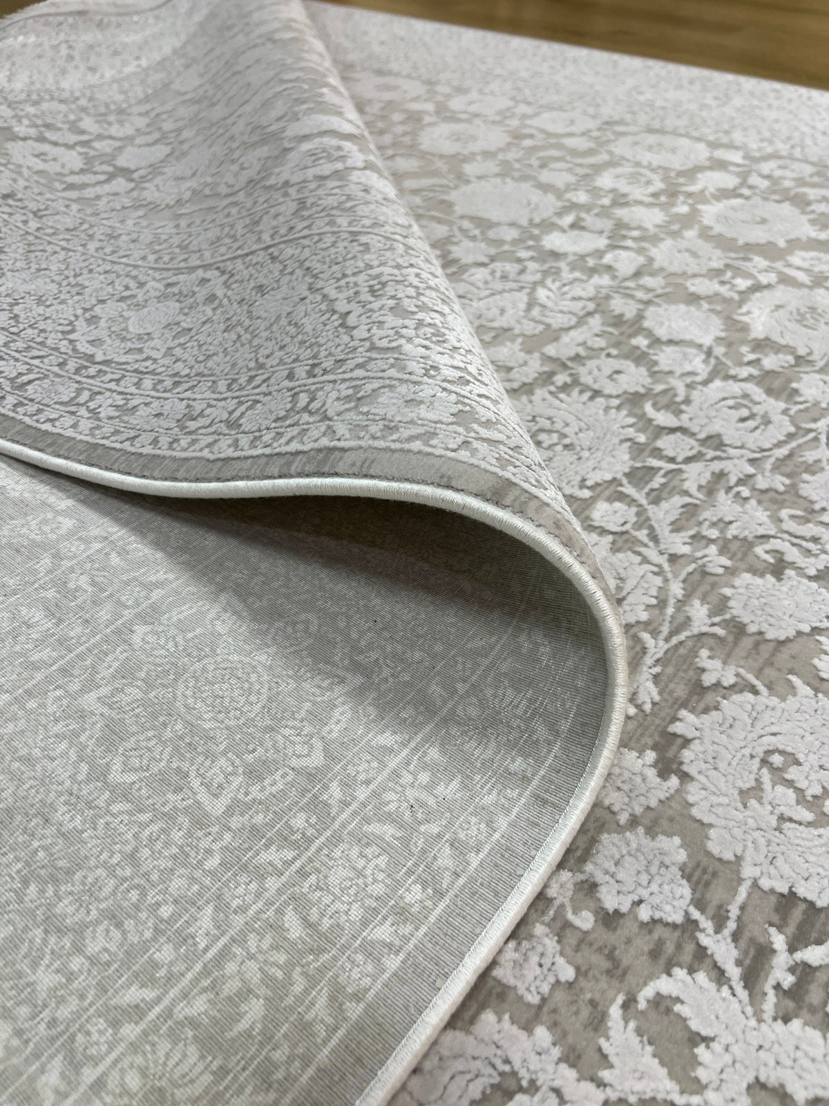 White Floral Bamboo Rug 5x8 ft, Turkish Carpet